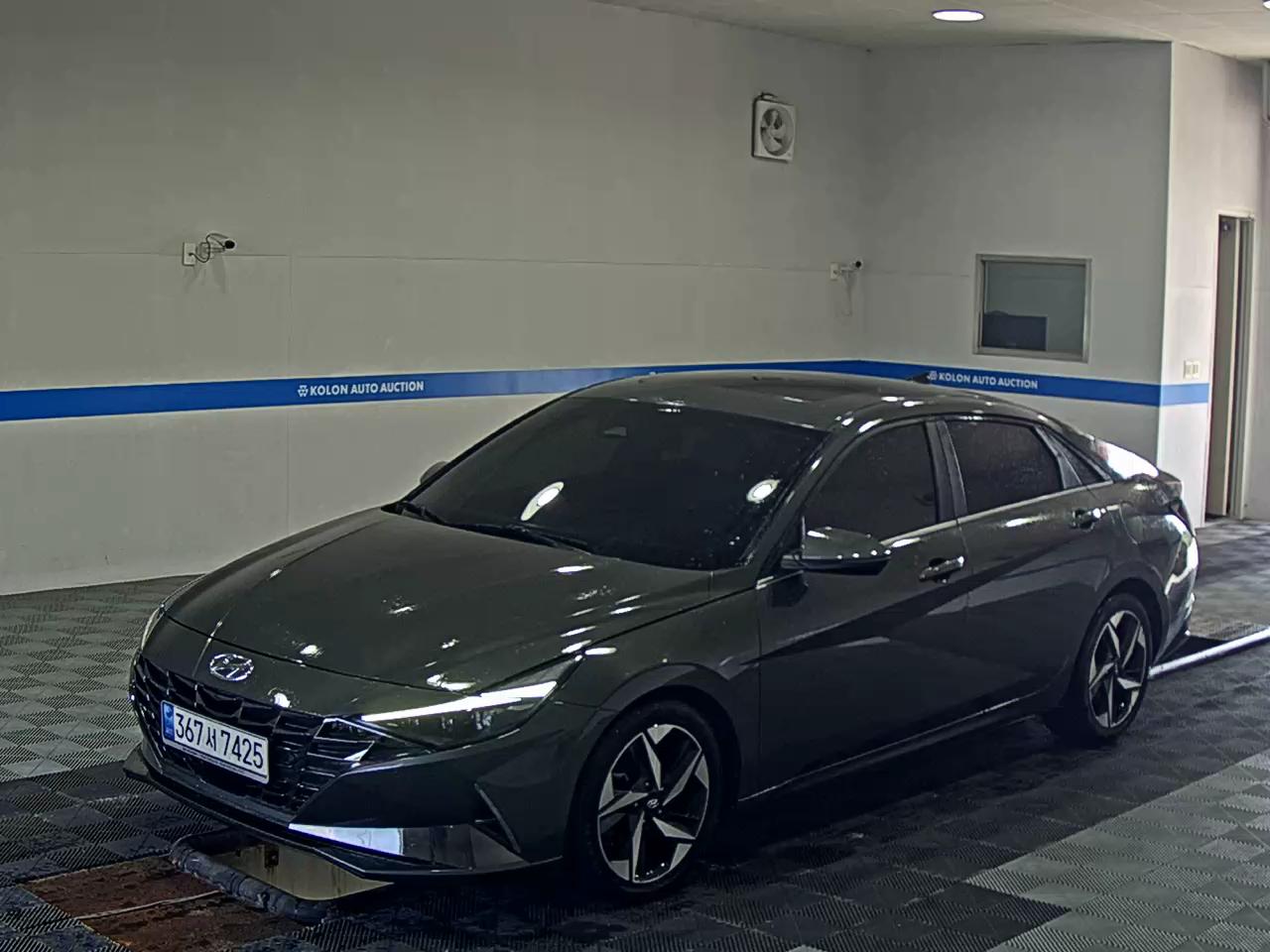 HYUNDAI AVANTE (CN7) 1.6 GASOLINE INSPIRATION 2021 - zdjęcie 2