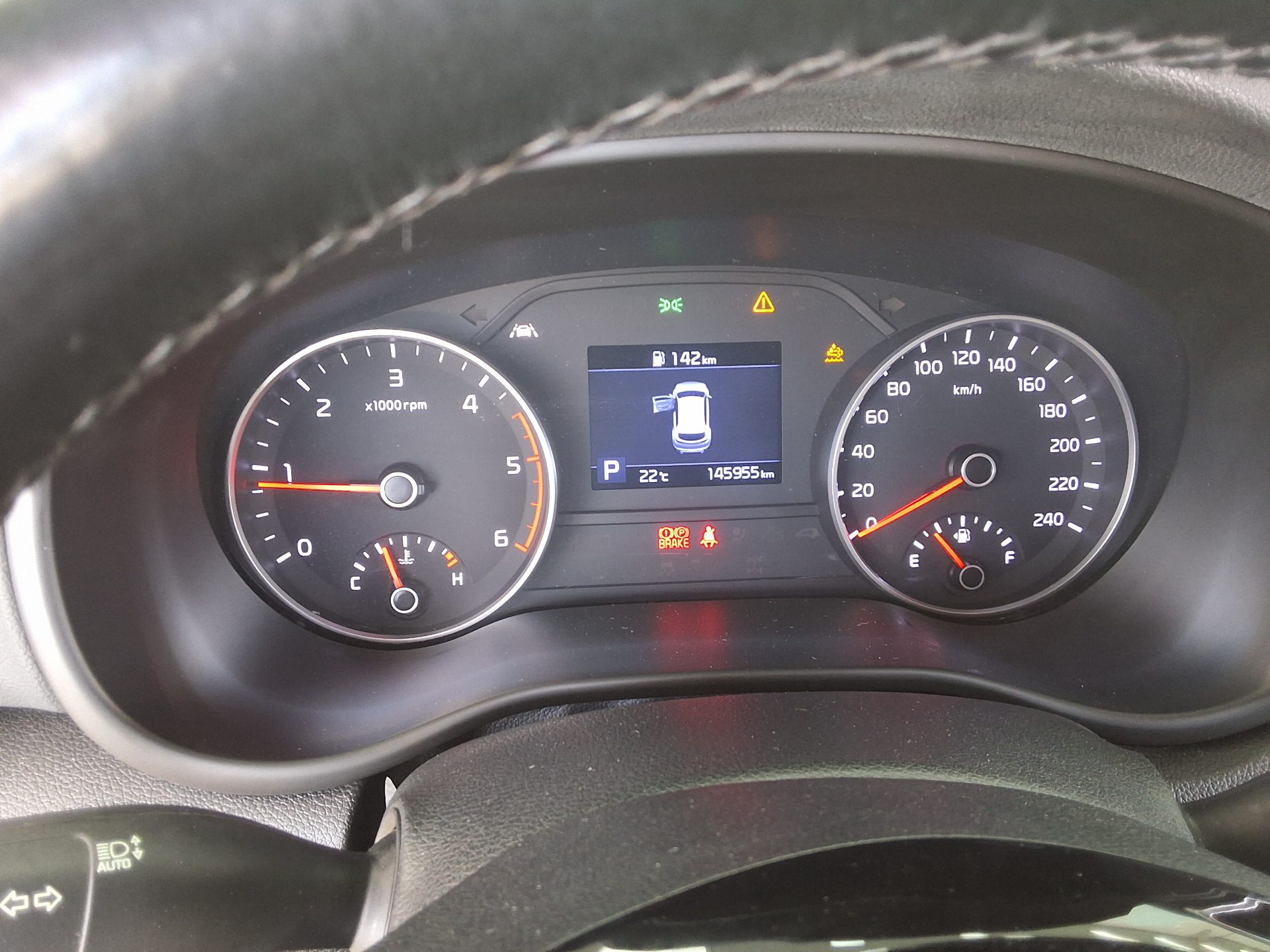KIA SPORTAGE THE BOLD 1.6 DIESEL 2WD LUXURY 2019 - zdjęcie 9