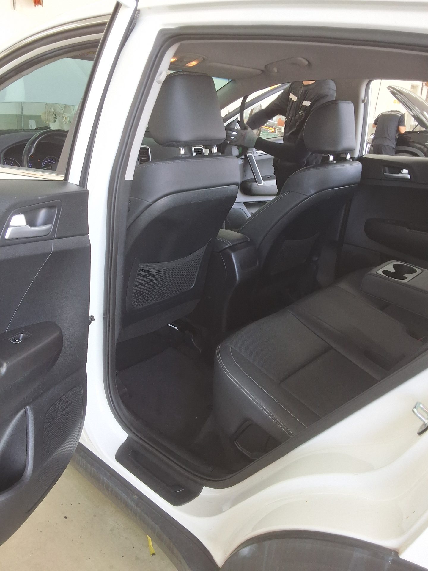 KIA SPORTAGE THE BOLD 1.6 DIESEL 2WD LUXURY 2019 - zdjęcie 12