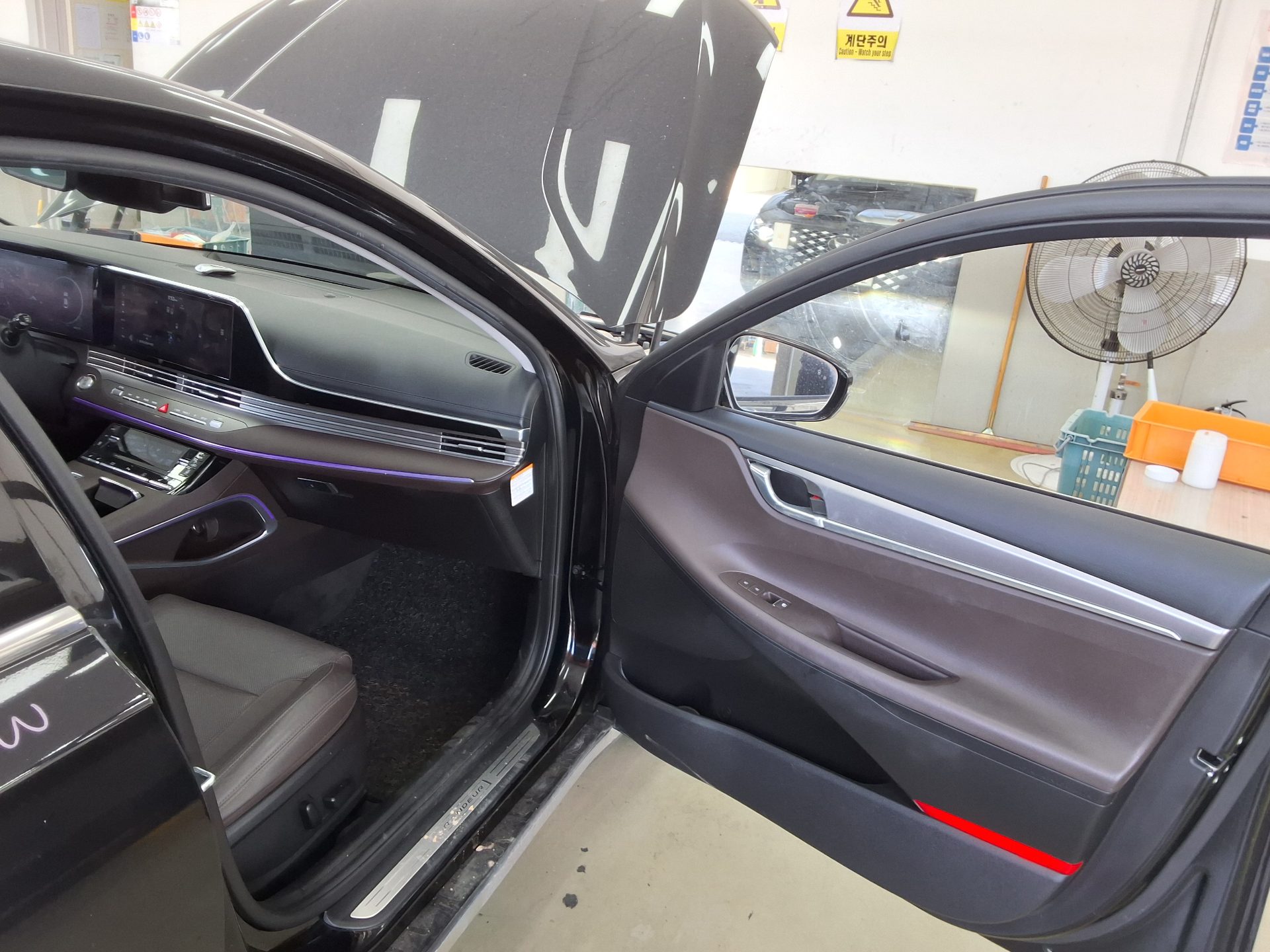 HYUNDAI THE NEW GRANDEUR IG HYBRID 2.4 HEV PREMIUM CHOICE 2021 - zdjęcie 14