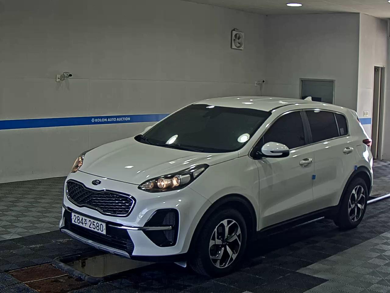 KIA SPORTAGE THE BOLD 1.6 DIESEL 2WD LUXURY 2019 - zdjęcie 2
