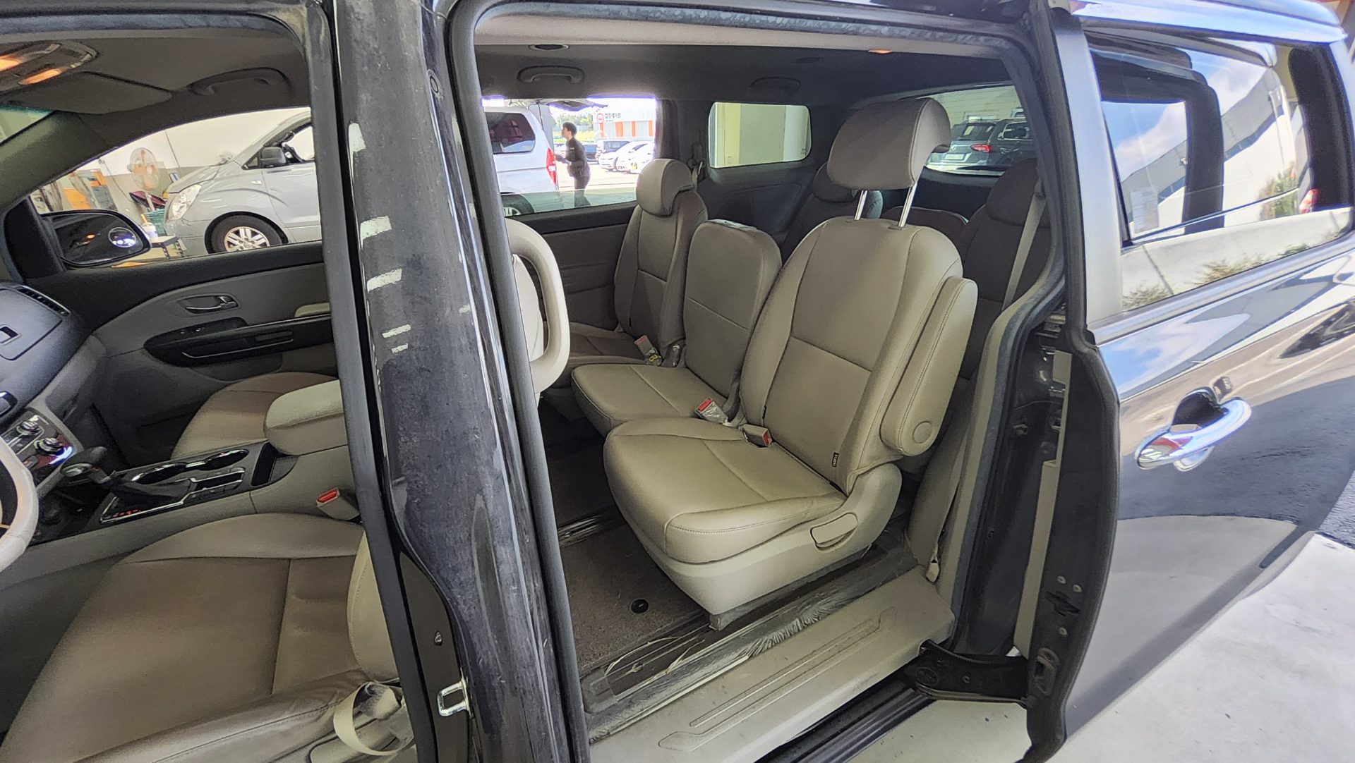 KIA THE NEW CARNIVAL 11-SEATER DIESEL DELUXE 2020 - zdjęcie 12