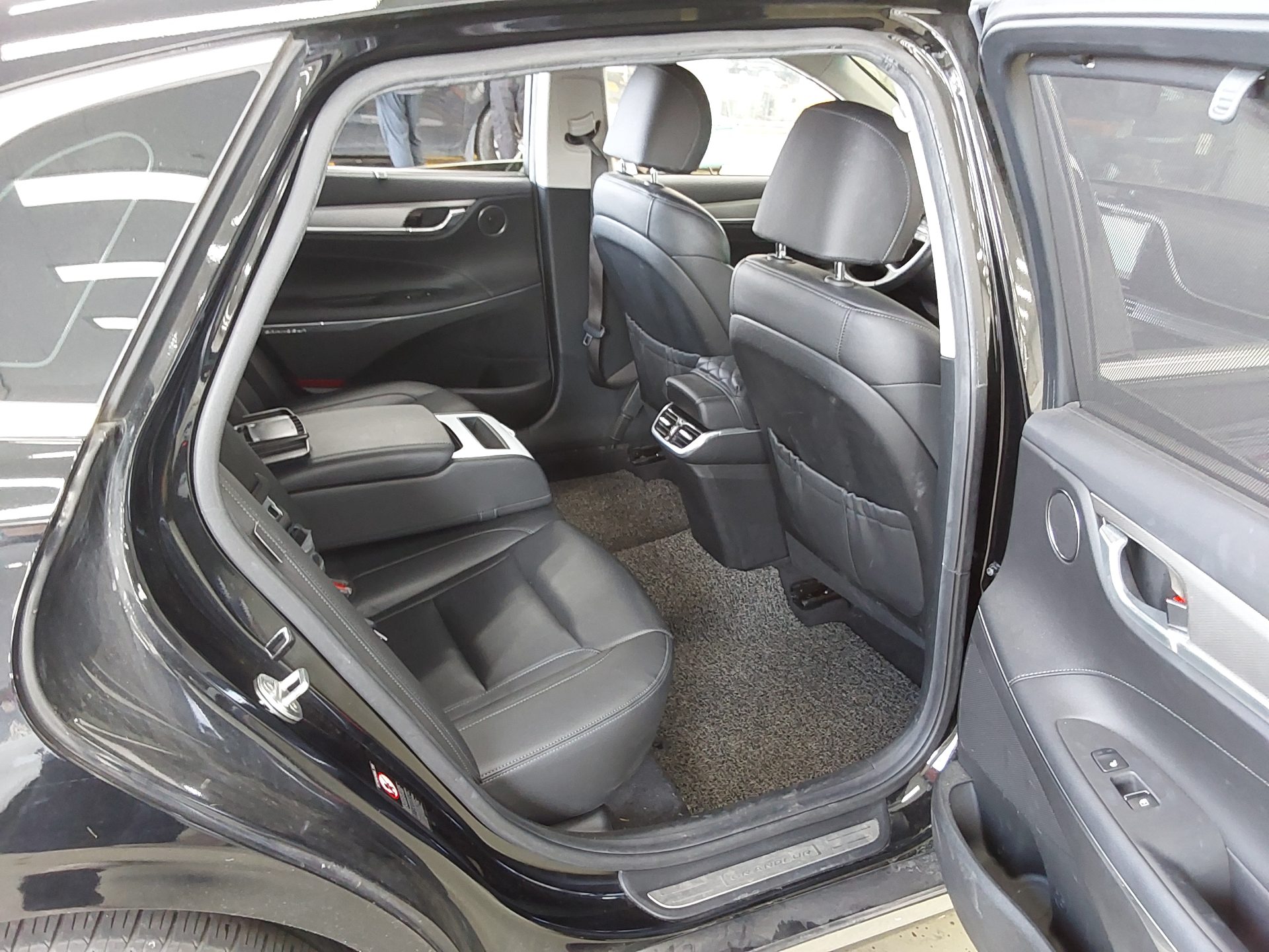 HYUNDAI THE NEW GRANDEUR IG HYBRID 2.4 HEV EXCLUSIVE 2021 - zdjęcie 13