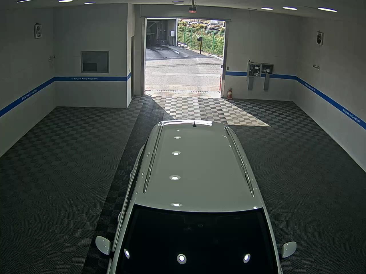 VOLKSWAGEN TIGUAN 2.0 TDI BLUEMOTION 2015 - zdjęcie 7