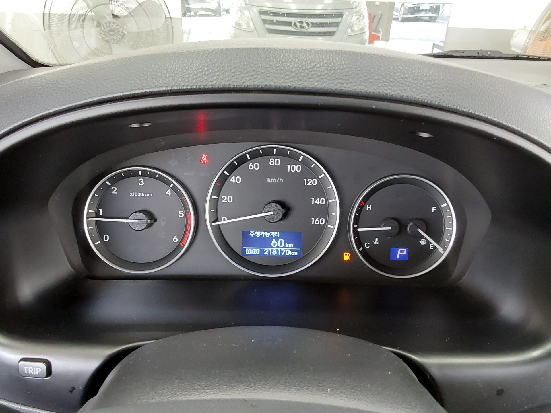 HYUNDAI GRAND STAREX 12-SEATER DIESEL SMART 2018 - zdjęcie 9