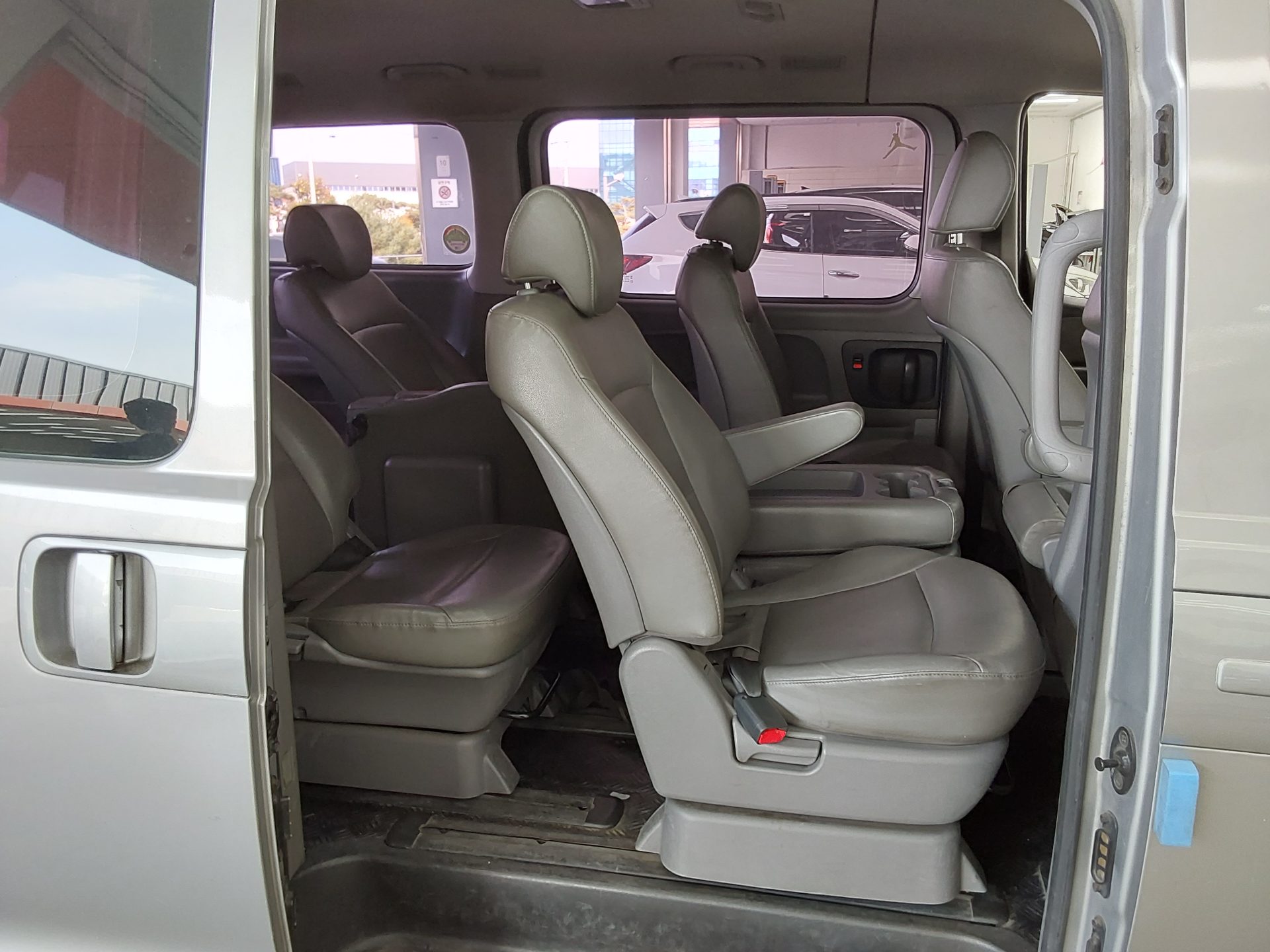 HYUNDAI GRAND STAREX 12-SEATER DIESEL SMART 2018 - zdjęcie 13