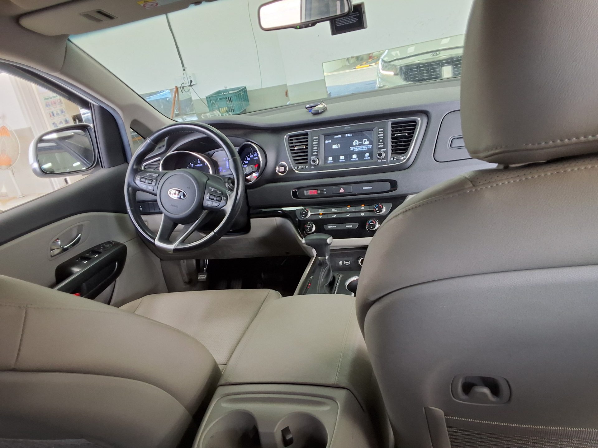KIA THE NEW CARNIVAL 9-SEATER DIESEL LUXURY 2020 - zdjęcie 11
