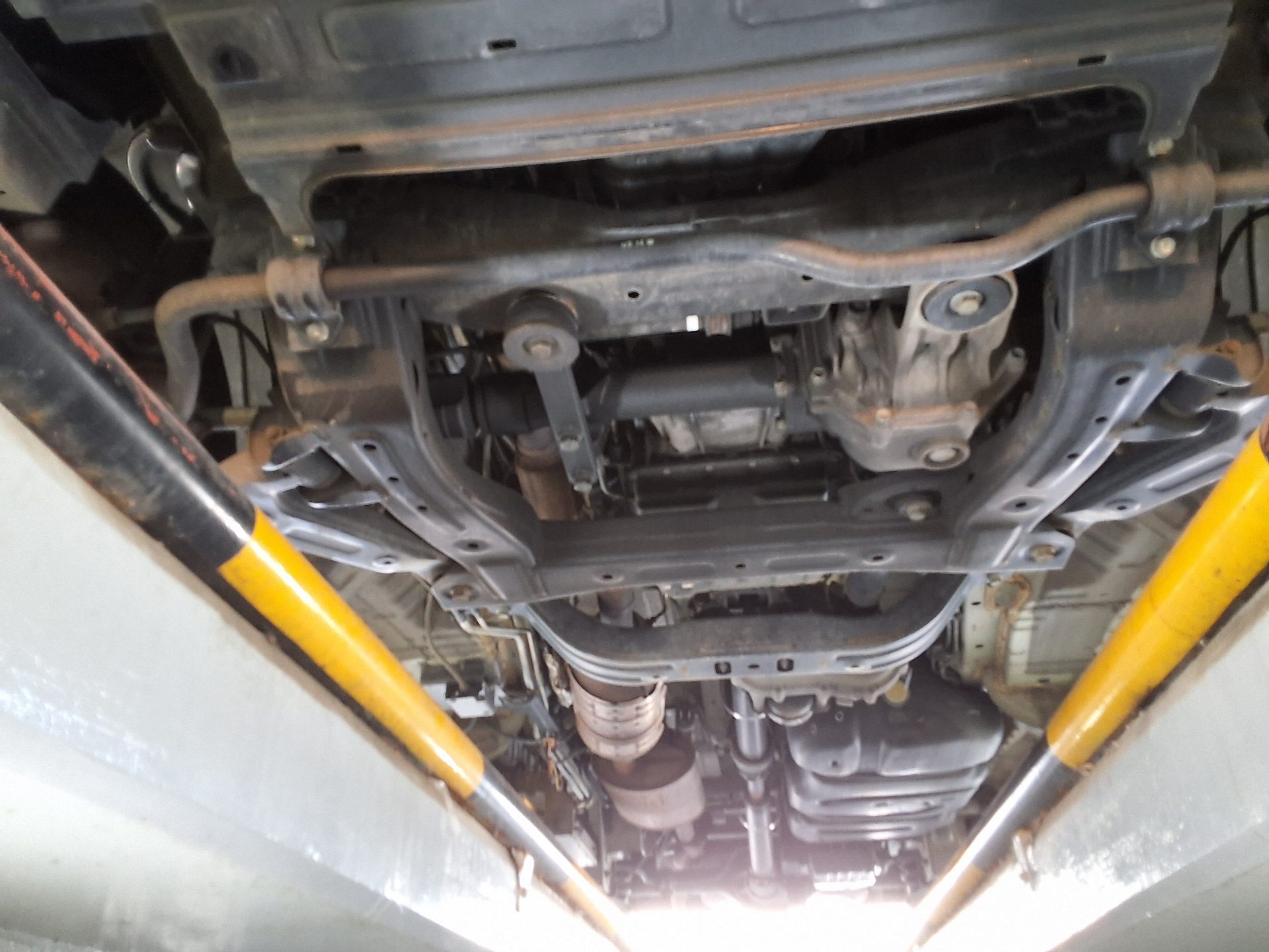 HYUNDAI THE NEW GRAND STAREX 12-SEATER DIESEL 4WD SMART 2020 - zdjęcie 21