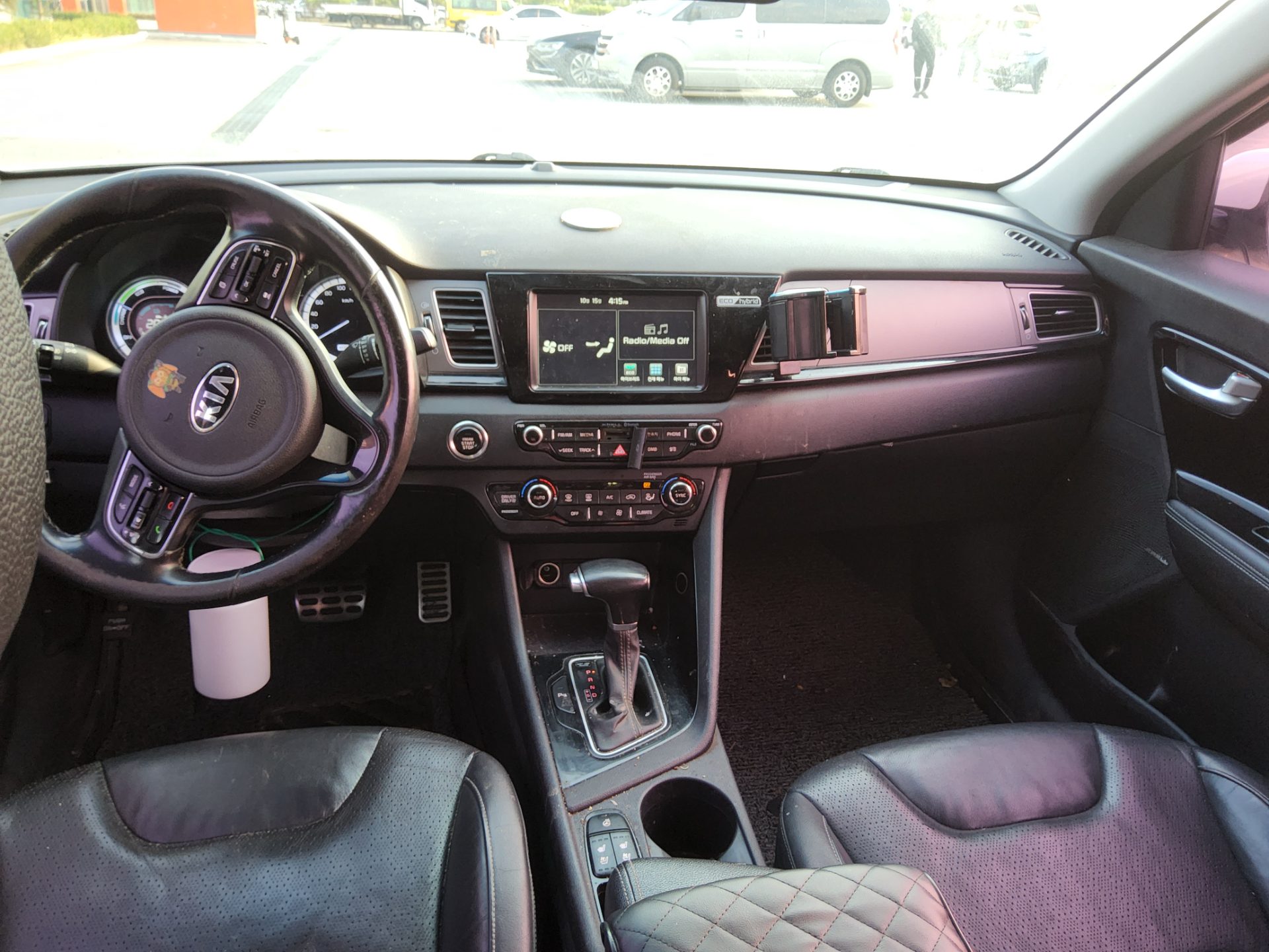 KIA NIRO 1.6 HYBRID NOBLESSE 2017 - zdjęcie 11