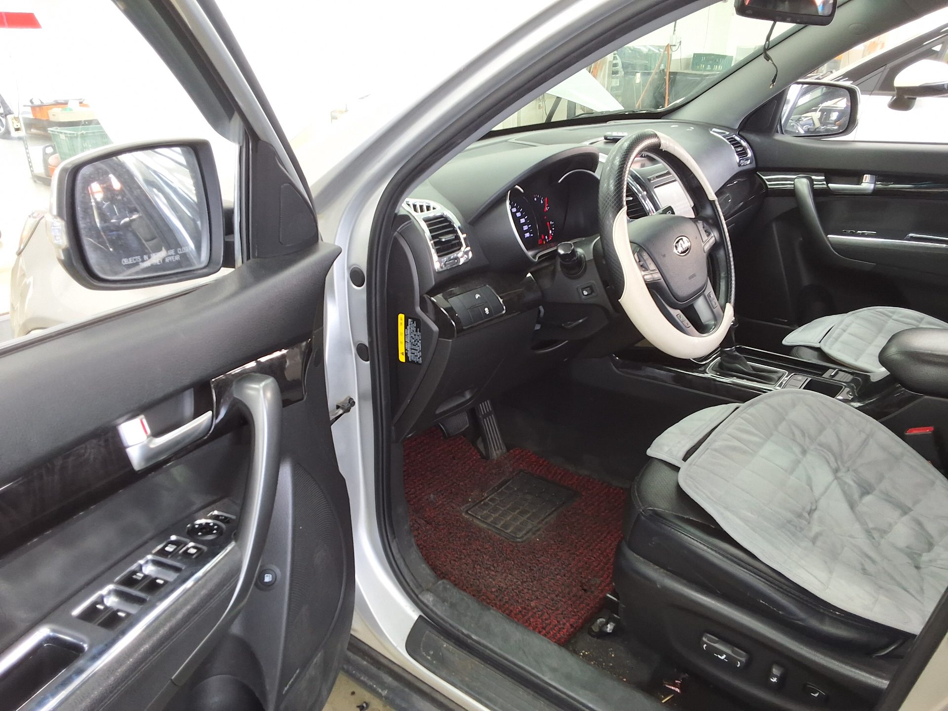 KIA NEW SORENTO R R2.0 2WD TLX 2013 - zdjęcie 10