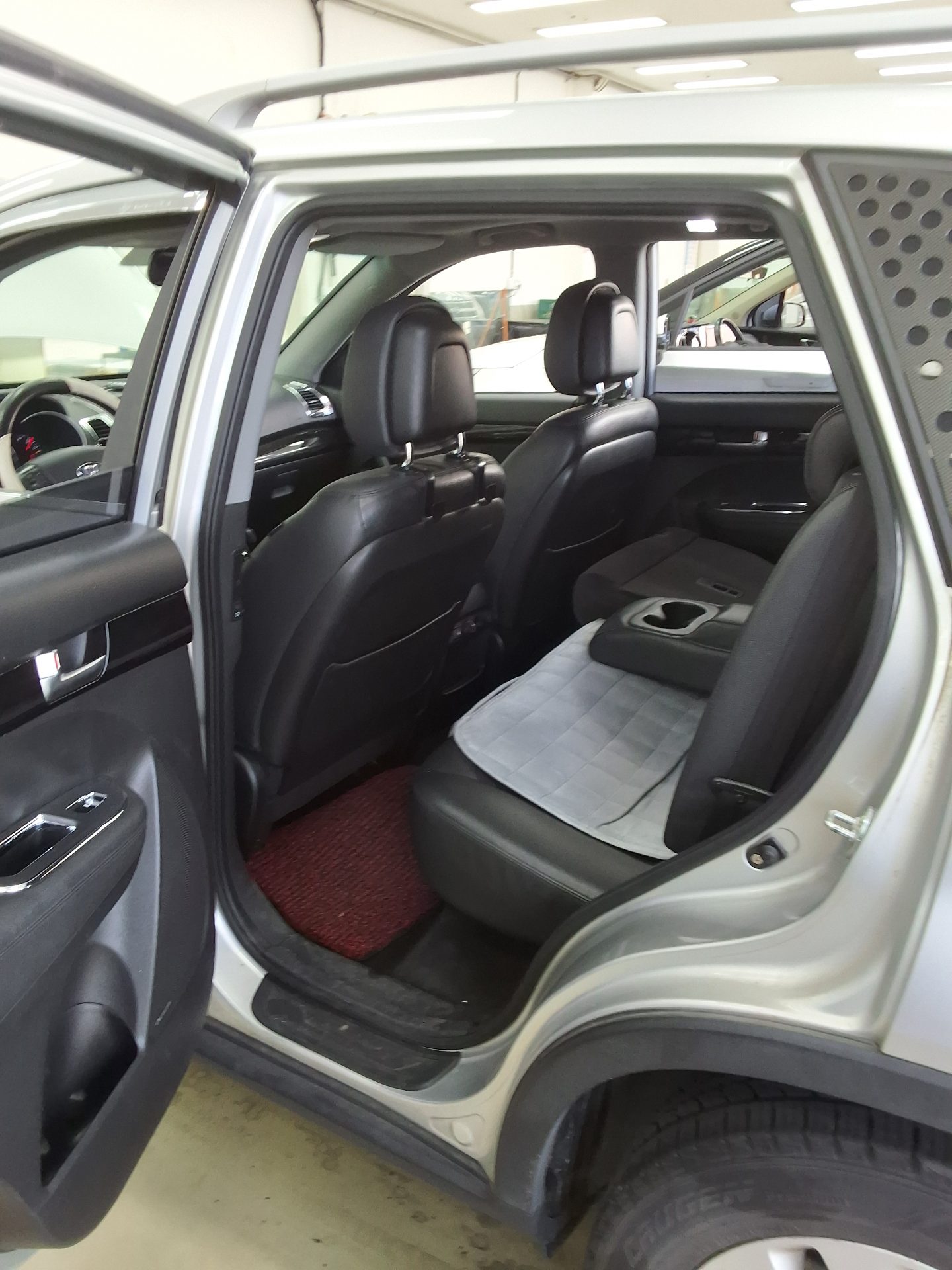 KIA NEW SORENTO R R2.0 2WD TLX 2013 - zdjęcie 12