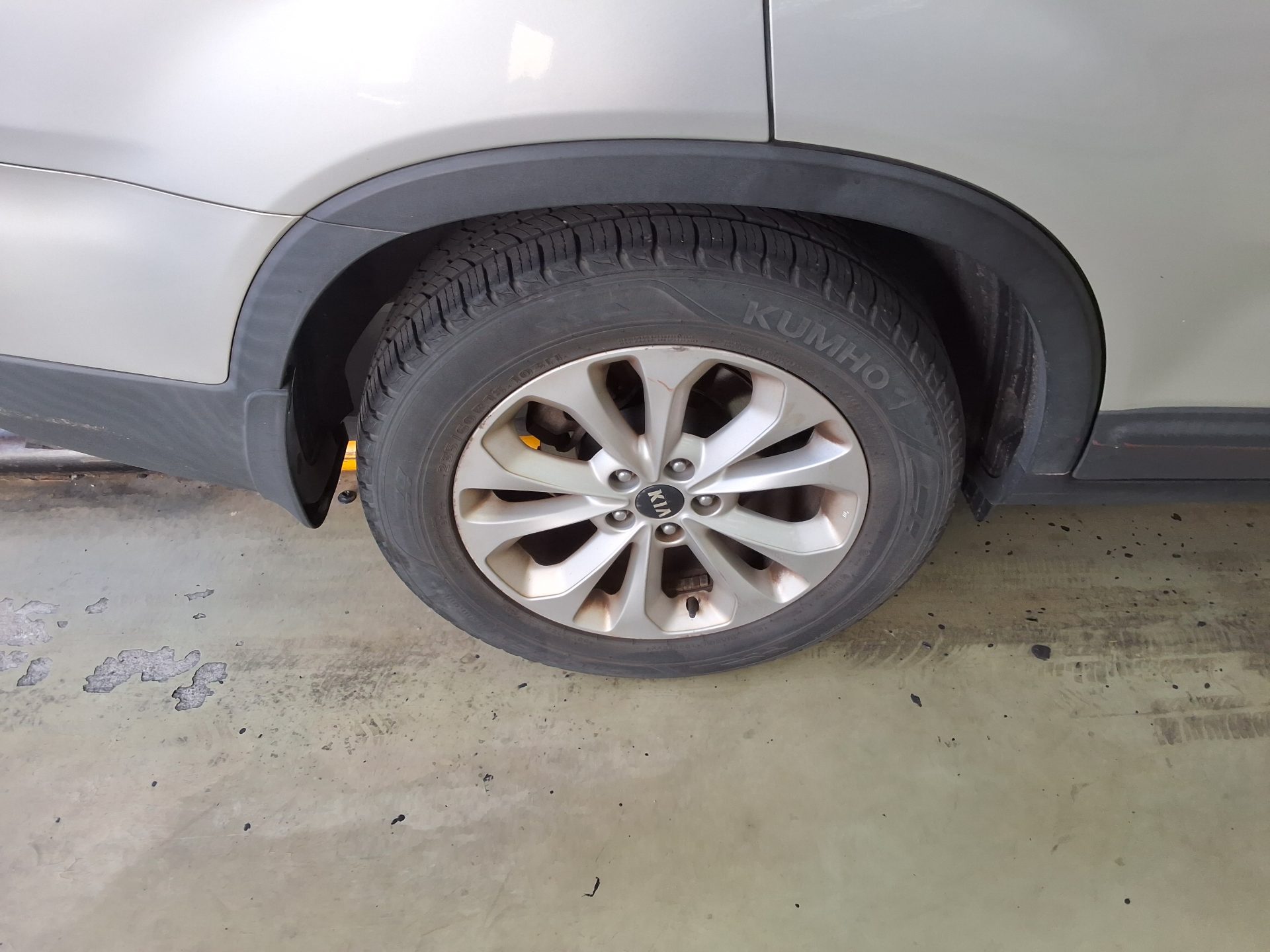 KIA NEW SORENTO R R2.0 2WD TLX 2013 - zdjęcie 25
