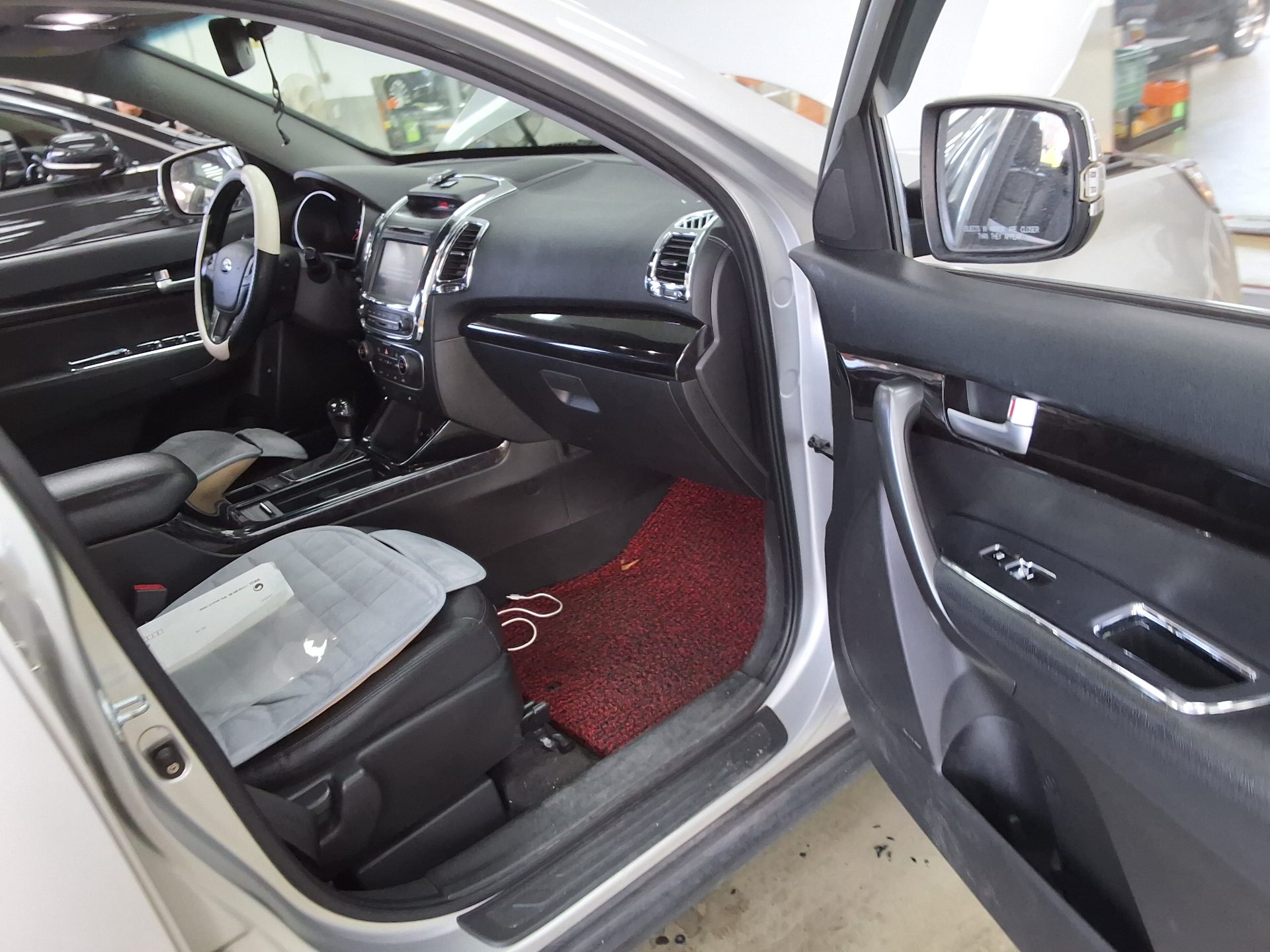 KIA NEW SORENTO R R2.0 2WD TLX 2013 - zdjęcie 14