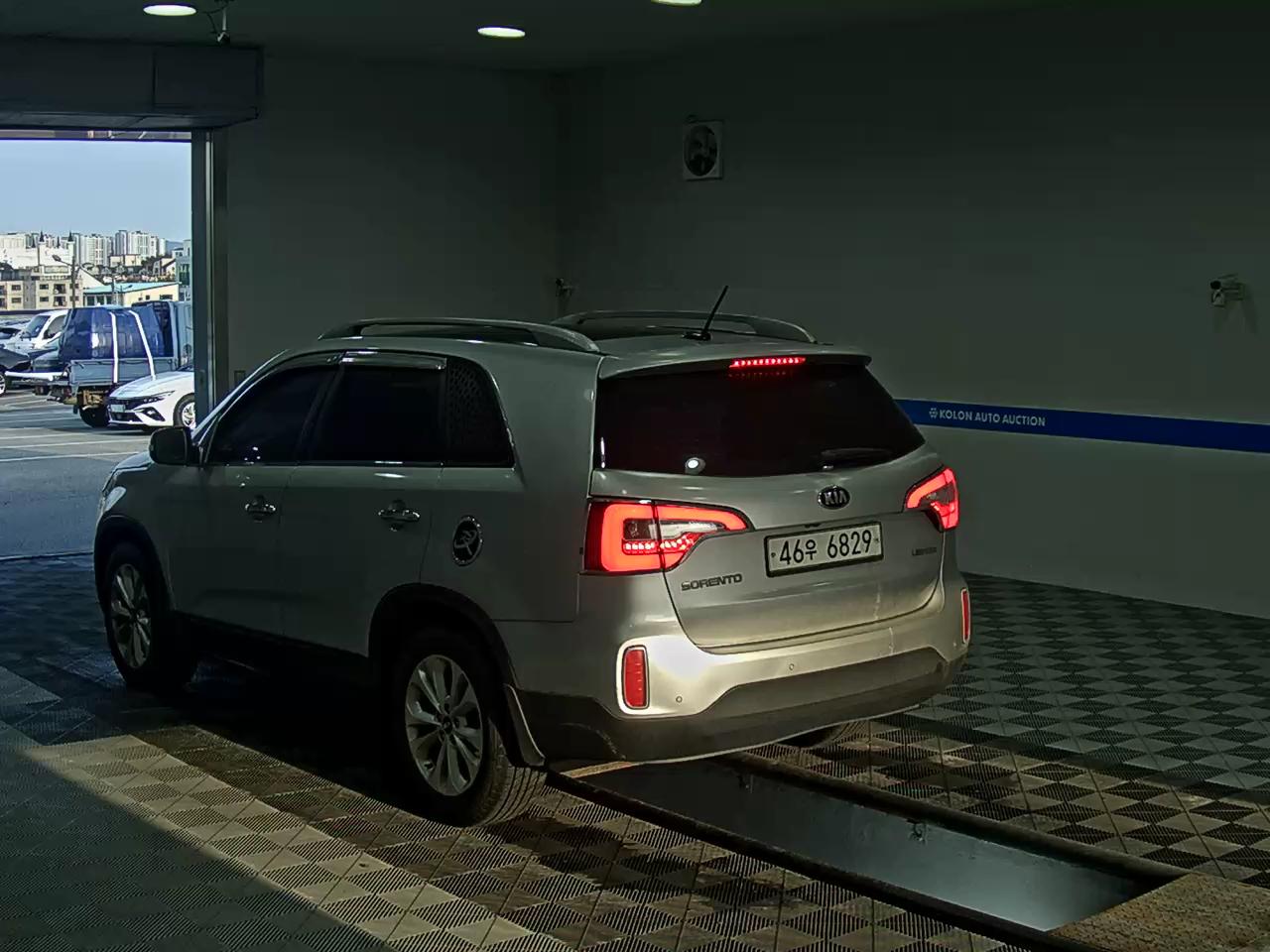 KIA NEW SORENTO R R2.0 2WD TLX 2013 - zdjęcie 6