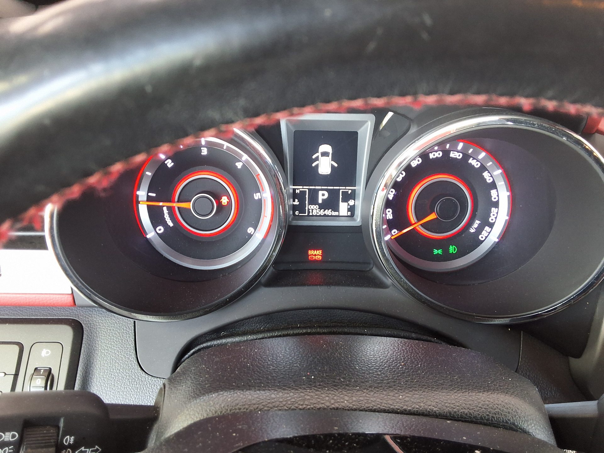 KG MOBILITY (SSANGYONG) TIVOLI DIESEL 2WD LX 2016 - zdjęcie 9