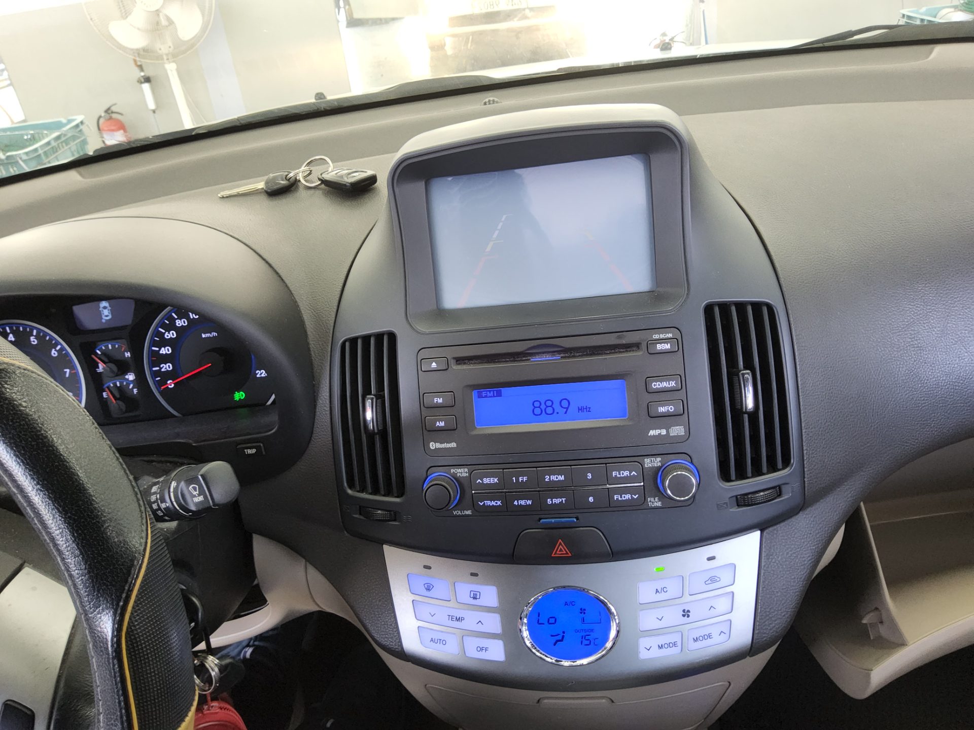 HYUNDAI AVANTE HD 1.6 VVT S16 LUXURY 2010 - zdjęcie 17
