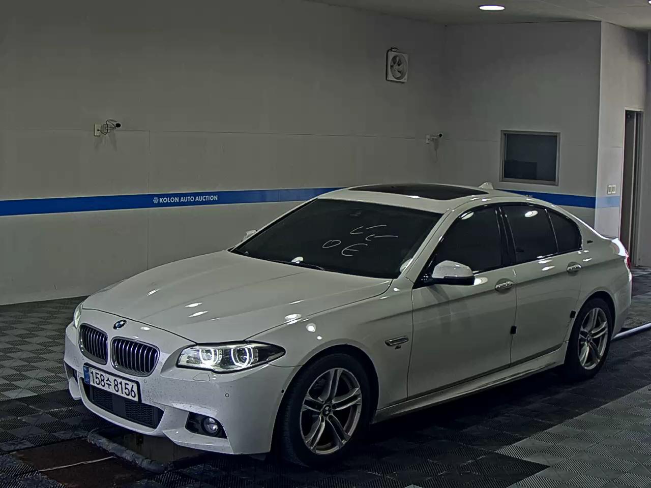 BMW 5 SERIES (6TH GEN) 520d M AERODYNAMIC PRO 2016 - zdjęcie 2