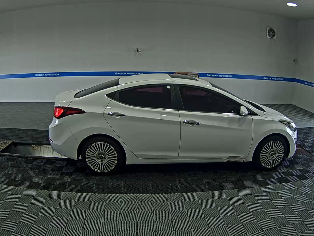 HYUNDAI THE NEW AVANTE MD 1.6 GDi MODERN 2015 - zdjęcie 4