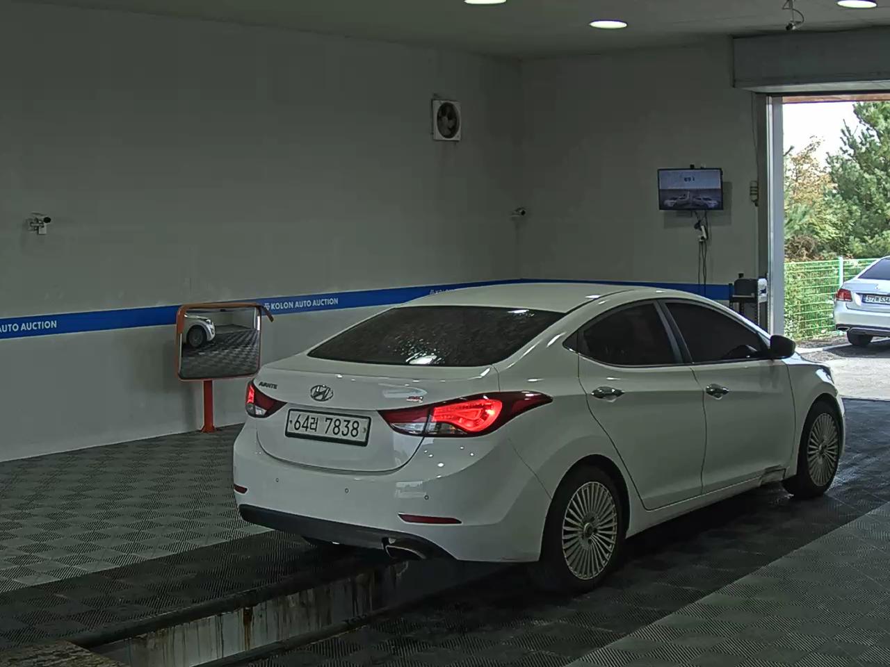 HYUNDAI THE NEW AVANTE MD 1.6 GDi MODERN 2015 - zdjęcie 5