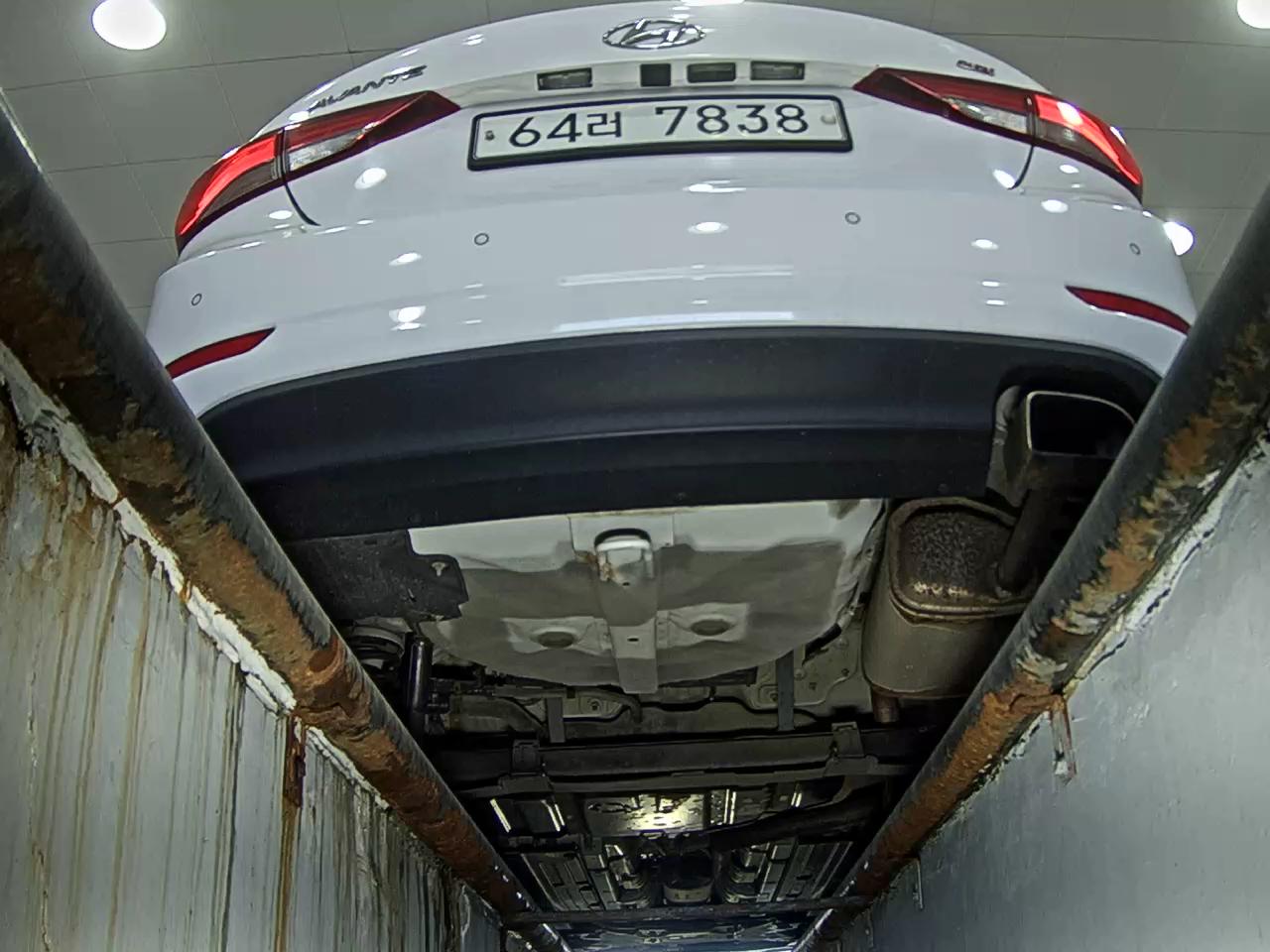 HYUNDAI THE NEW AVANTE MD 1.6 GDi MODERN 2015 - zdjęcie 8