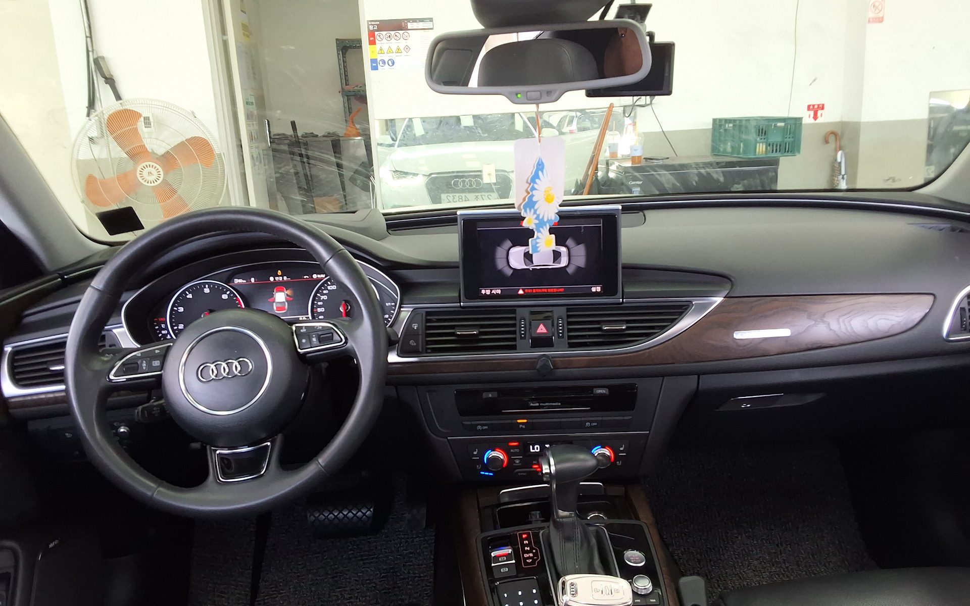 AUDI A6 (4TH GEN) 3.0 TFSI QUATTRO DYNAMIC LED PACK 2013 - zdjęcie 11