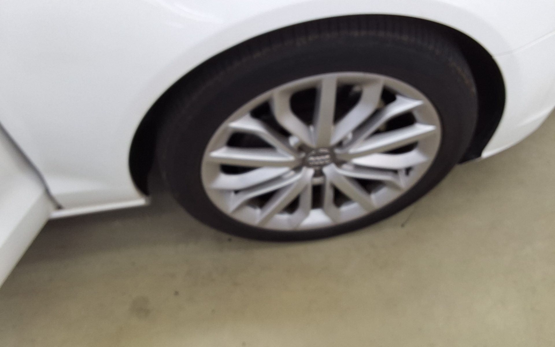 AUDI A6 (4TH GEN) 3.0 TFSI QUATTRO DYNAMIC LED PACK 2013 - zdjęcie 25