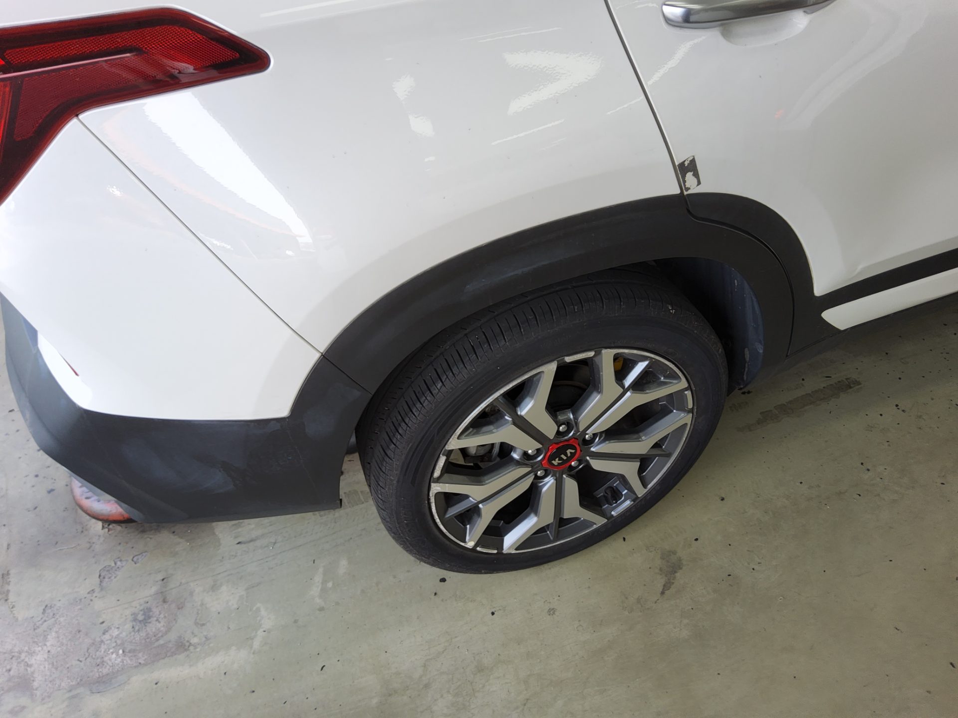 KIA SELTOS 1.6 DIESEL 2WD SIGNATURE 2021 - zdjęcie 23