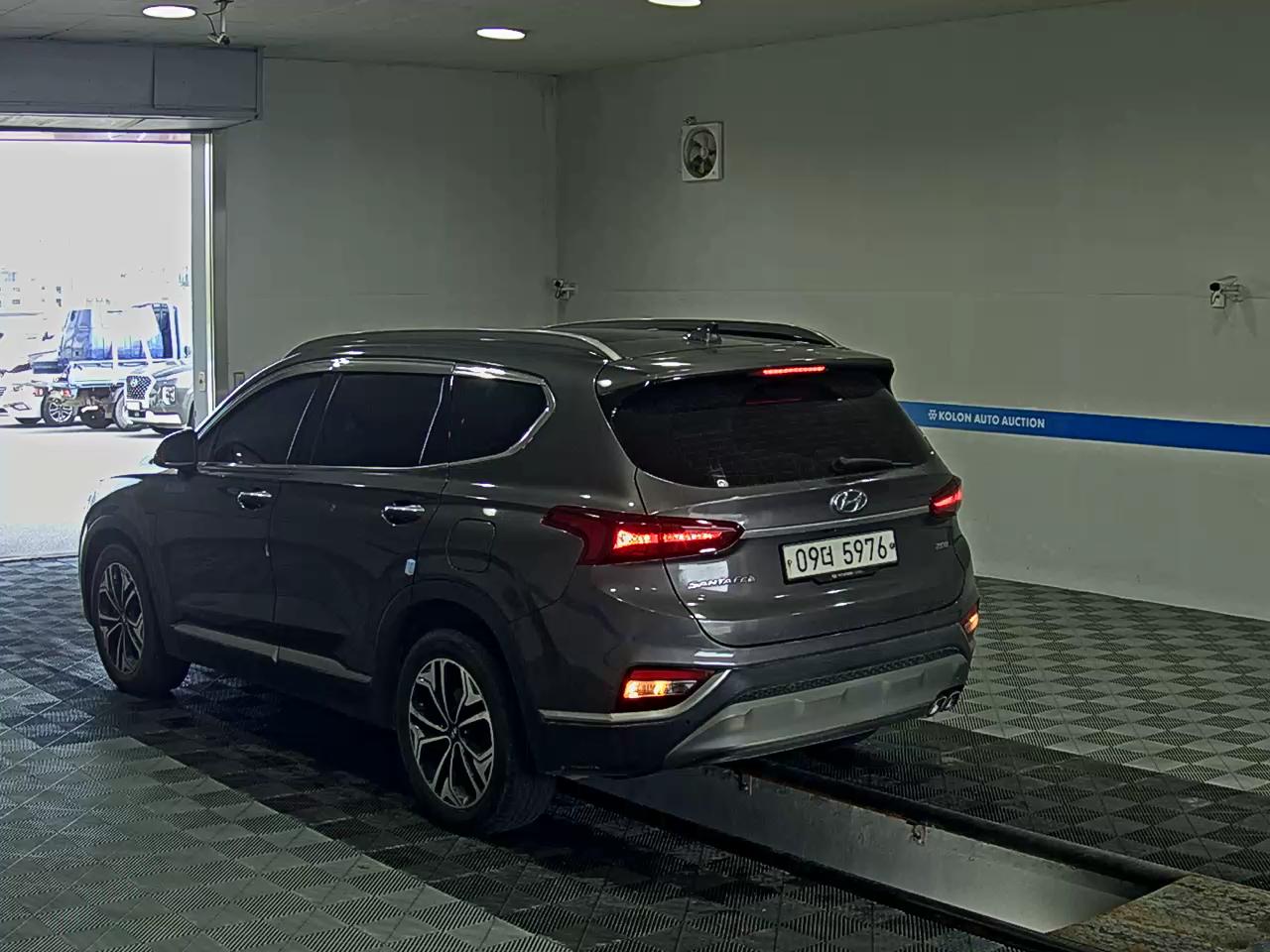 HYUNDAI SANTA FE (TM) R2.0 2WD EXCLUSIVE SPECIAL 2019 - zdjęcie 6