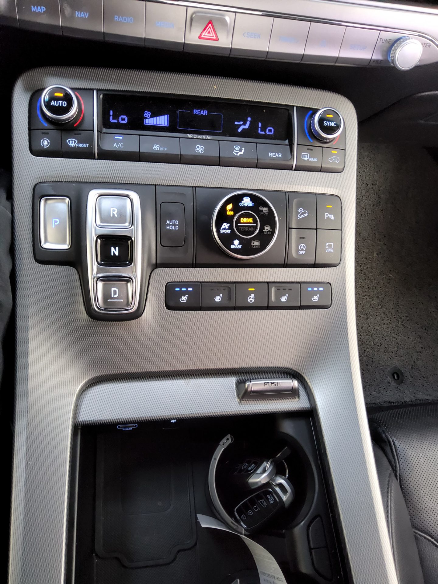 HYUNDAI PALISADE 2.2 DIESEL AWD PRESTIGE 2019 - zdjęcie 19