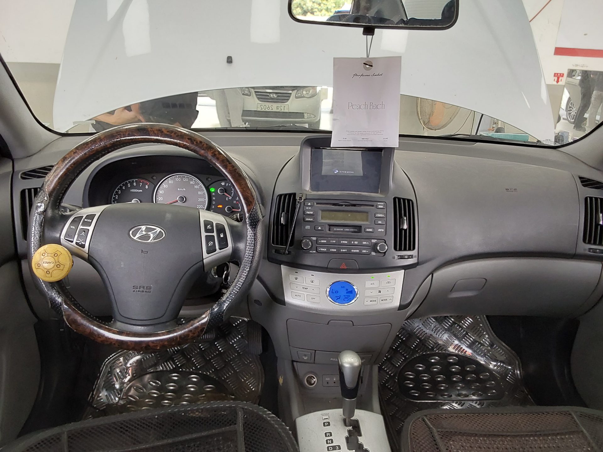 HYUNDAI AVANTE HD 1.6 VVT S16 LUXURY 2008 - zdjęcie 11