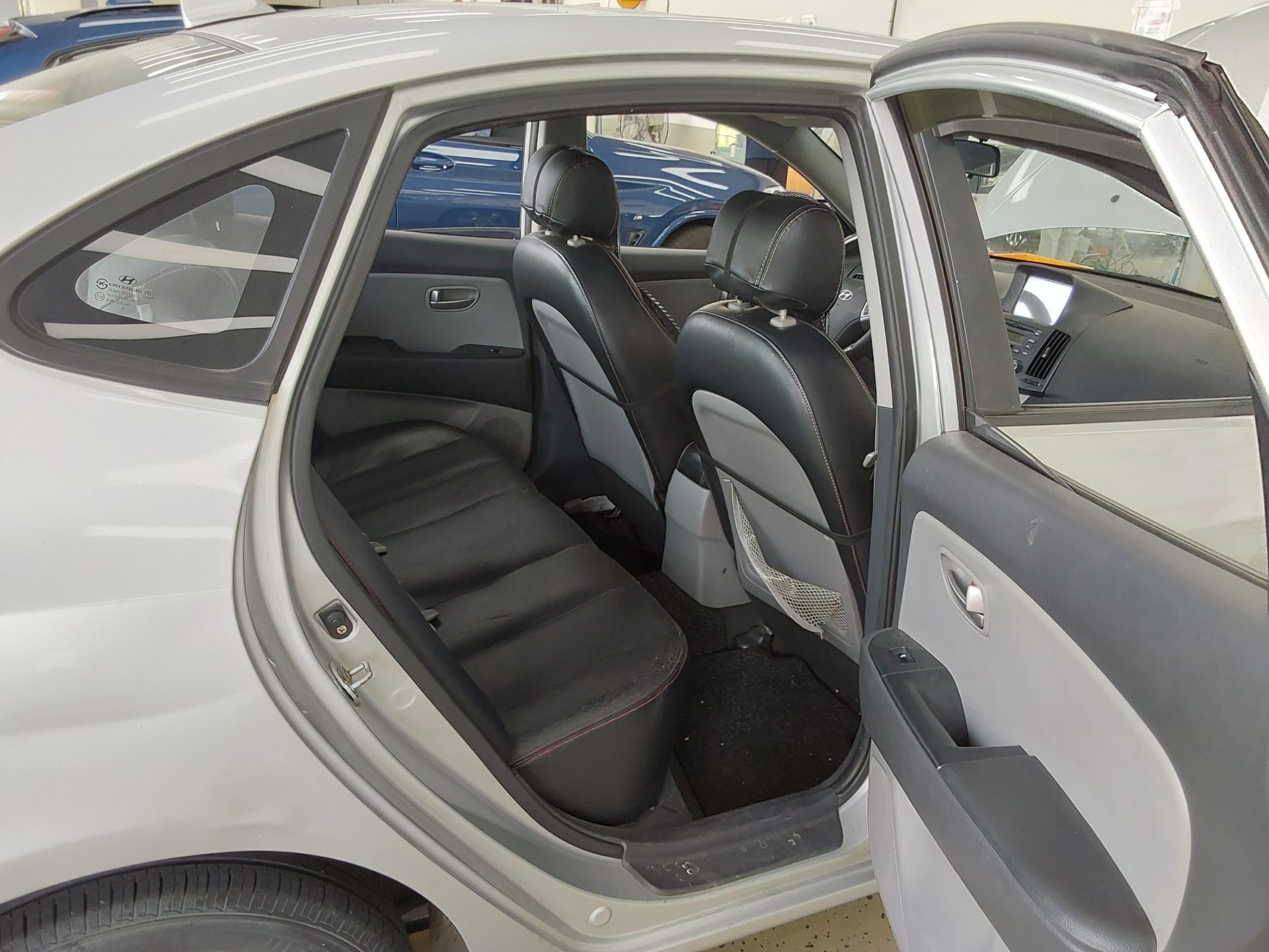 HYUNDAI AVANTE HD 1.6 VVT S16 LUXURY 2008 - zdjęcie 13