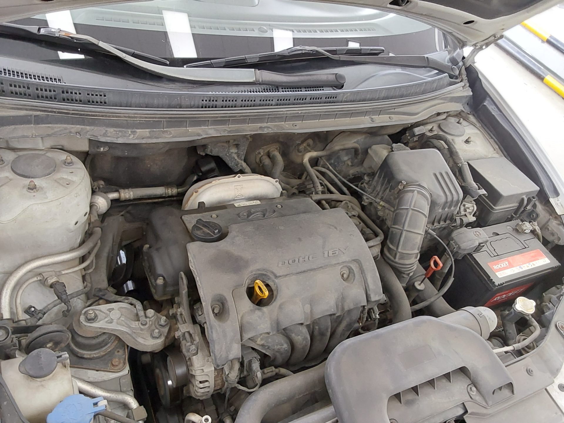 HYUNDAI AVANTE HD 1.6 VVT S16 LUXURY 2008 - zdjęcie 19