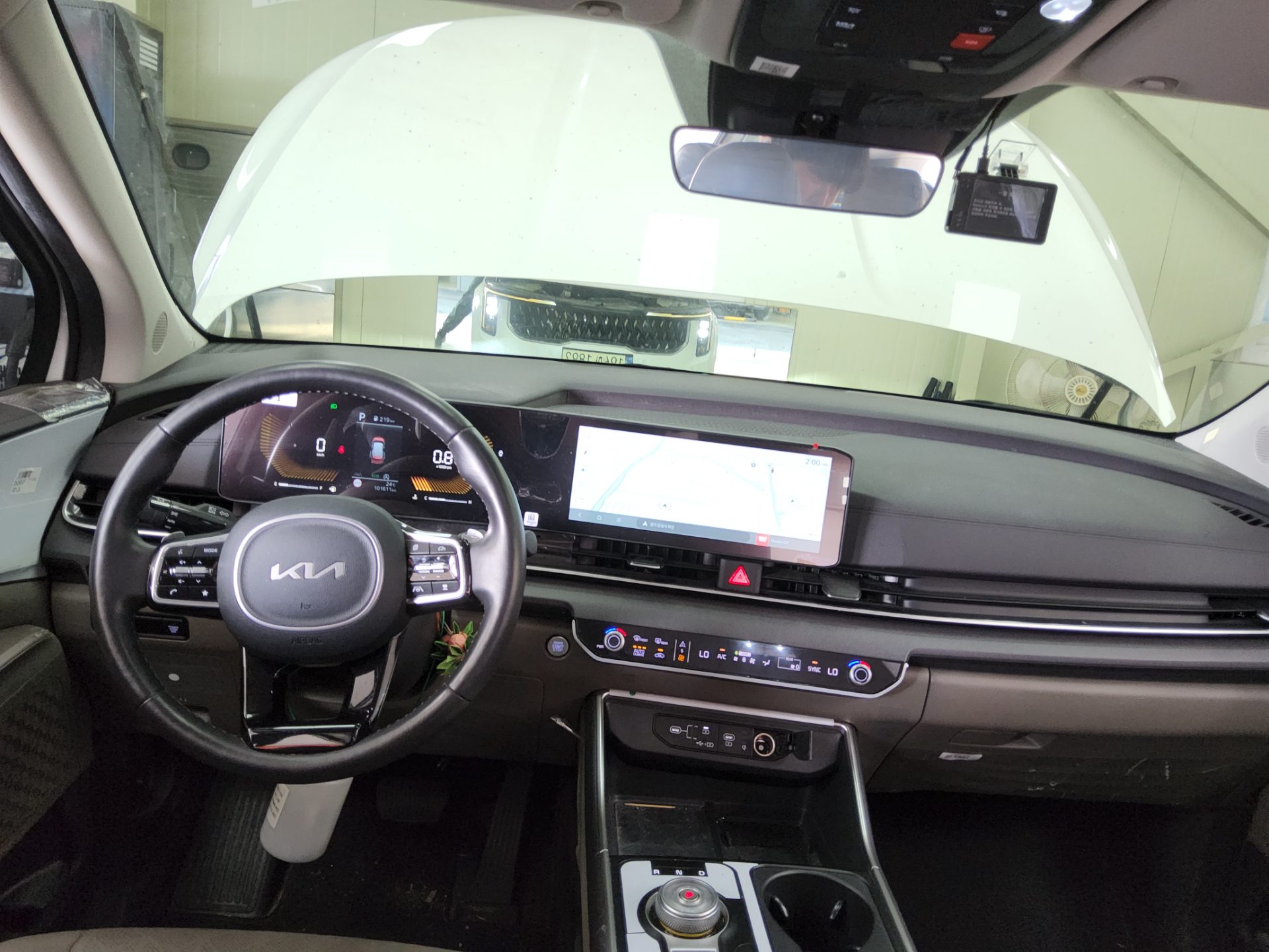 KIA THE NEW CARNIVAL (KA4) 9-SEATER DIESEL PRESTIGE 2024 - zdjęcie 11