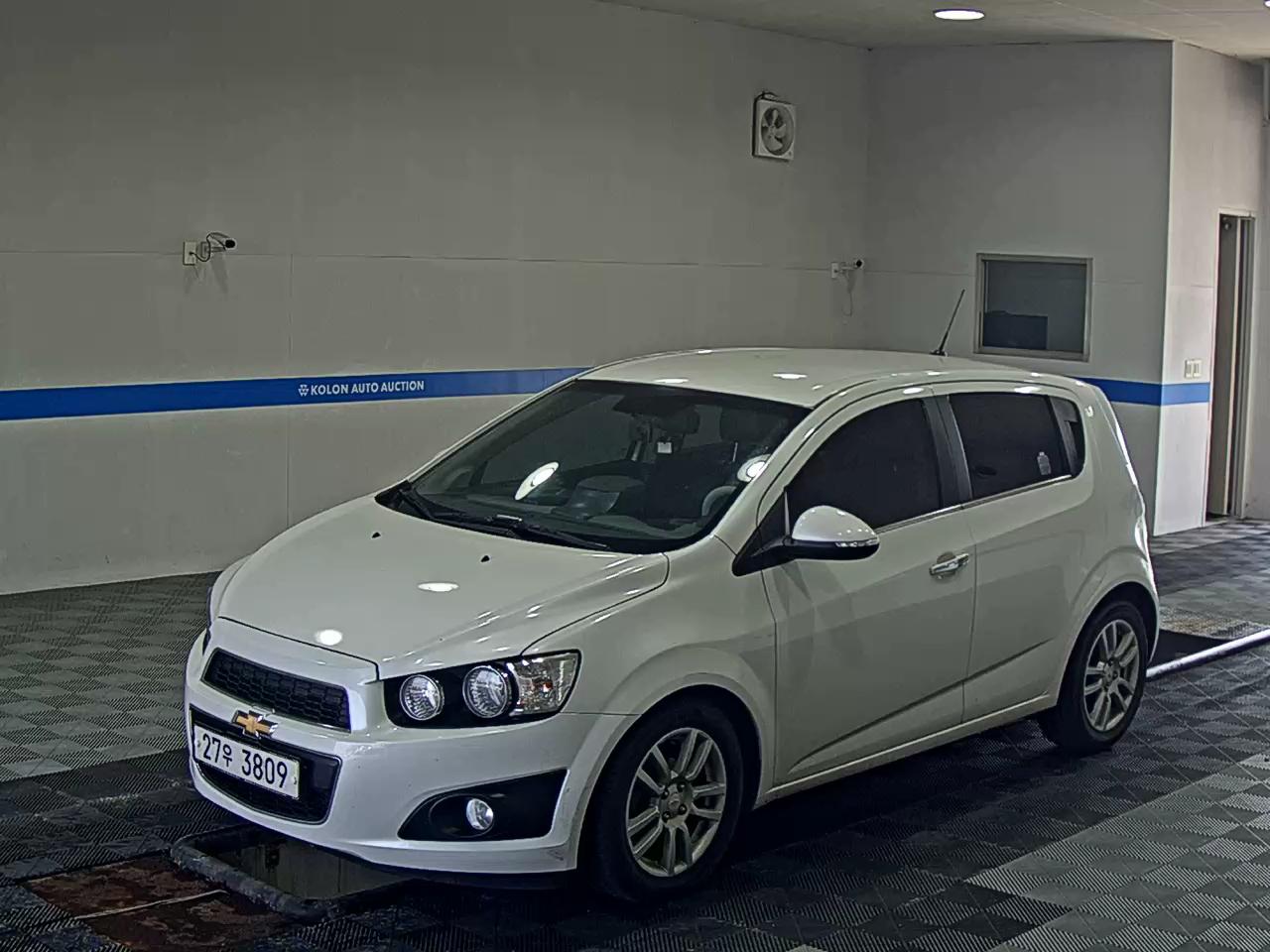 CHEVROLET (DAEWOO) AVEO 5-DOOR 1.6 LT LUXURY MODEL 2014 - zdjęcie 2