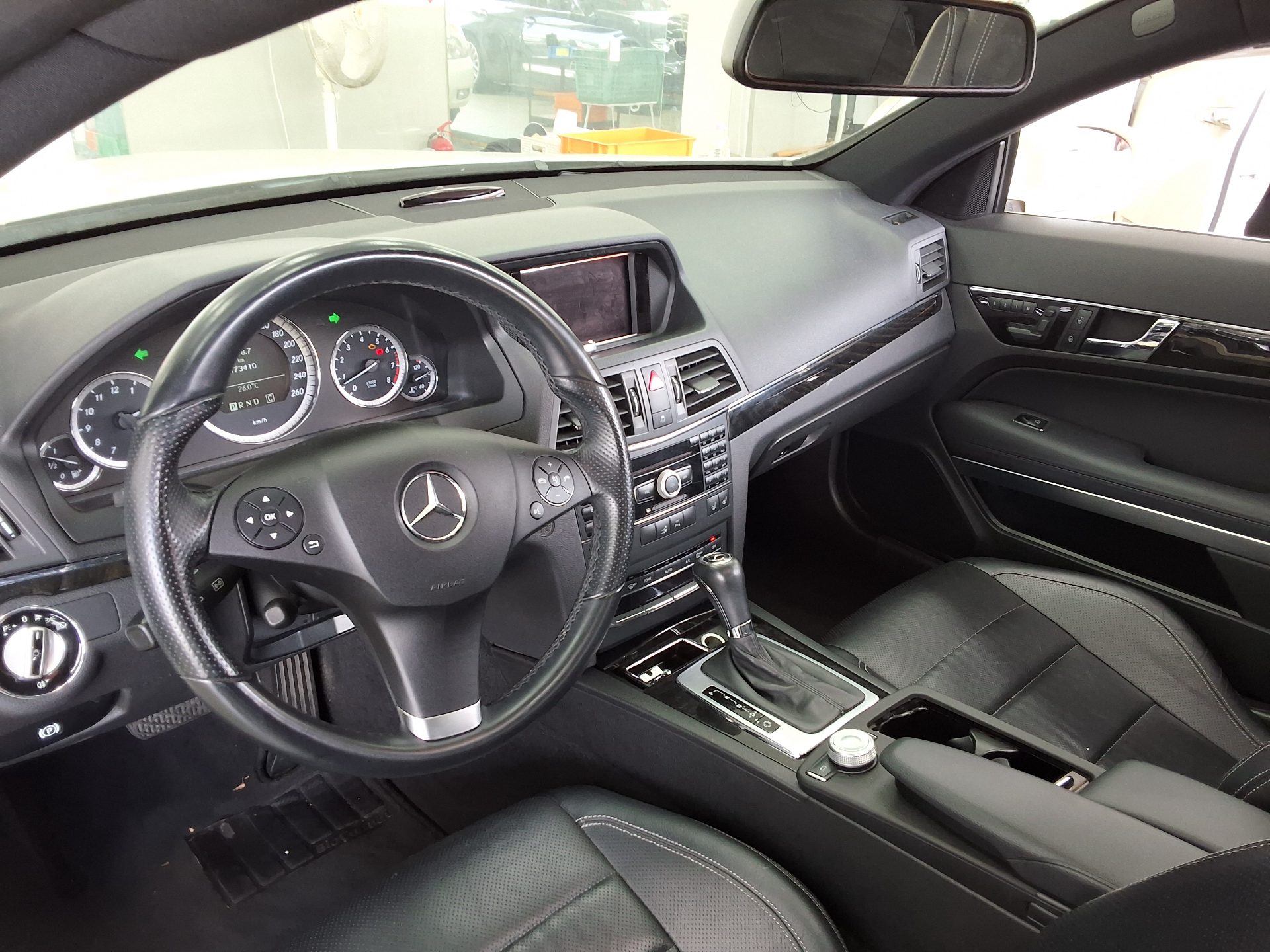 MERCEDES-BENZ E-CLASS (4TH GEN) COUPE E350 2010 - zdjęcie 11