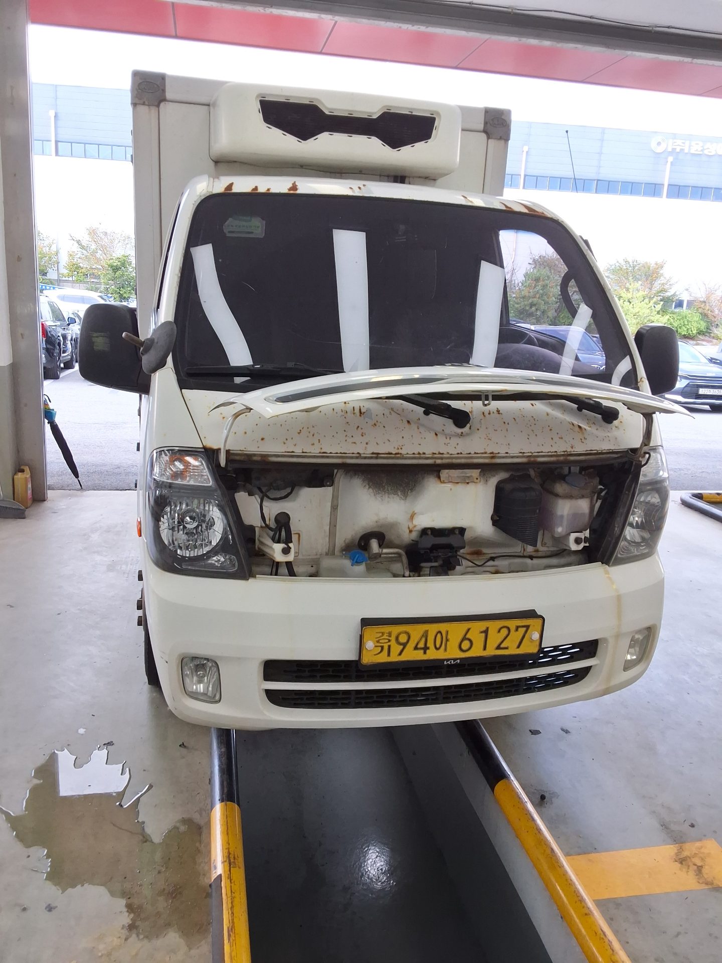 KIA BONGO III CARGO FREEZER BOX TRUCK 1.2 TON STANDARD CAB 2016 - zdjęcie 17