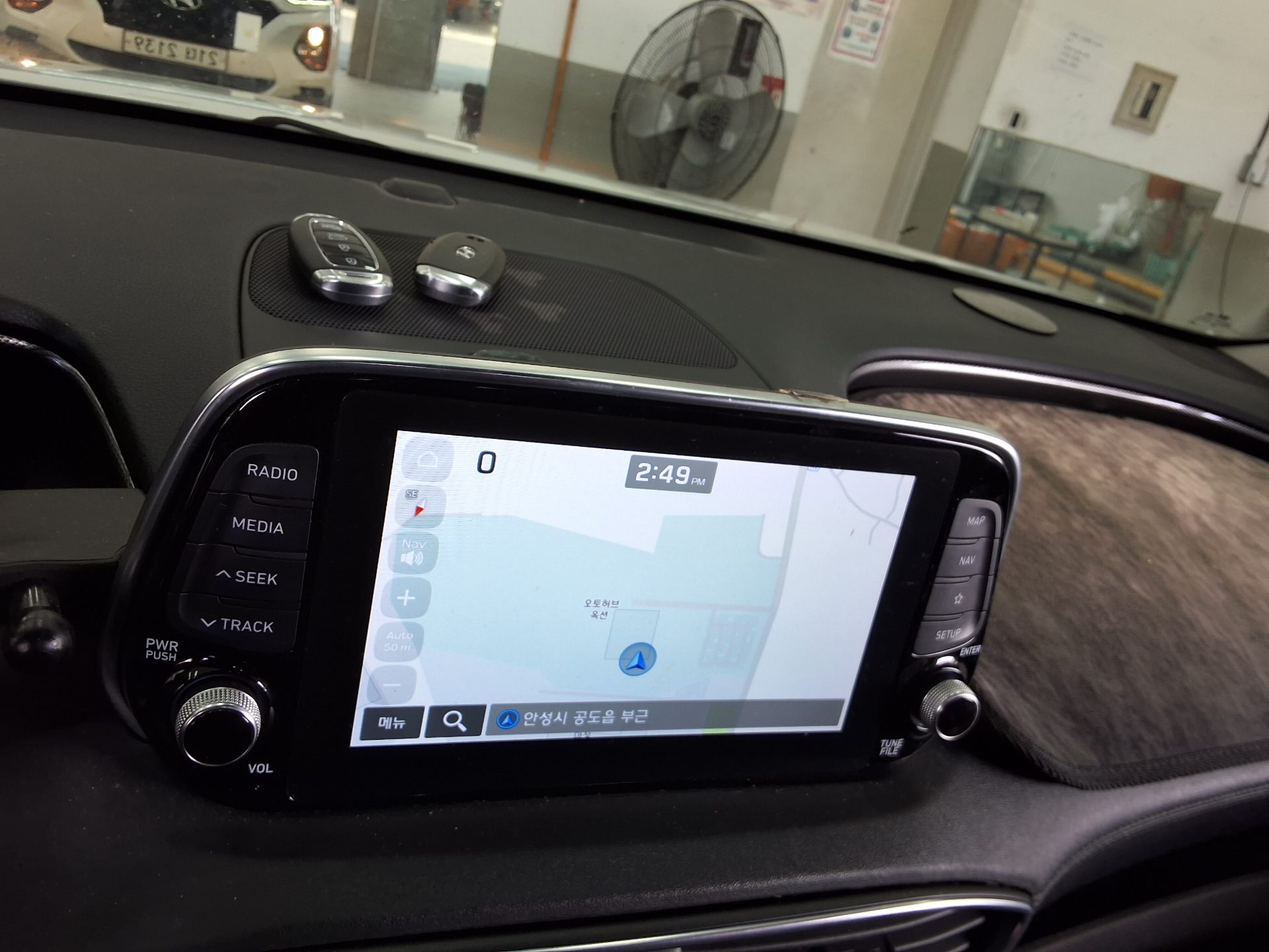 HYUNDAI SANTA FE (TM) R2.0 2WD EXCLUSIVE 2019 - zdjęcie 17