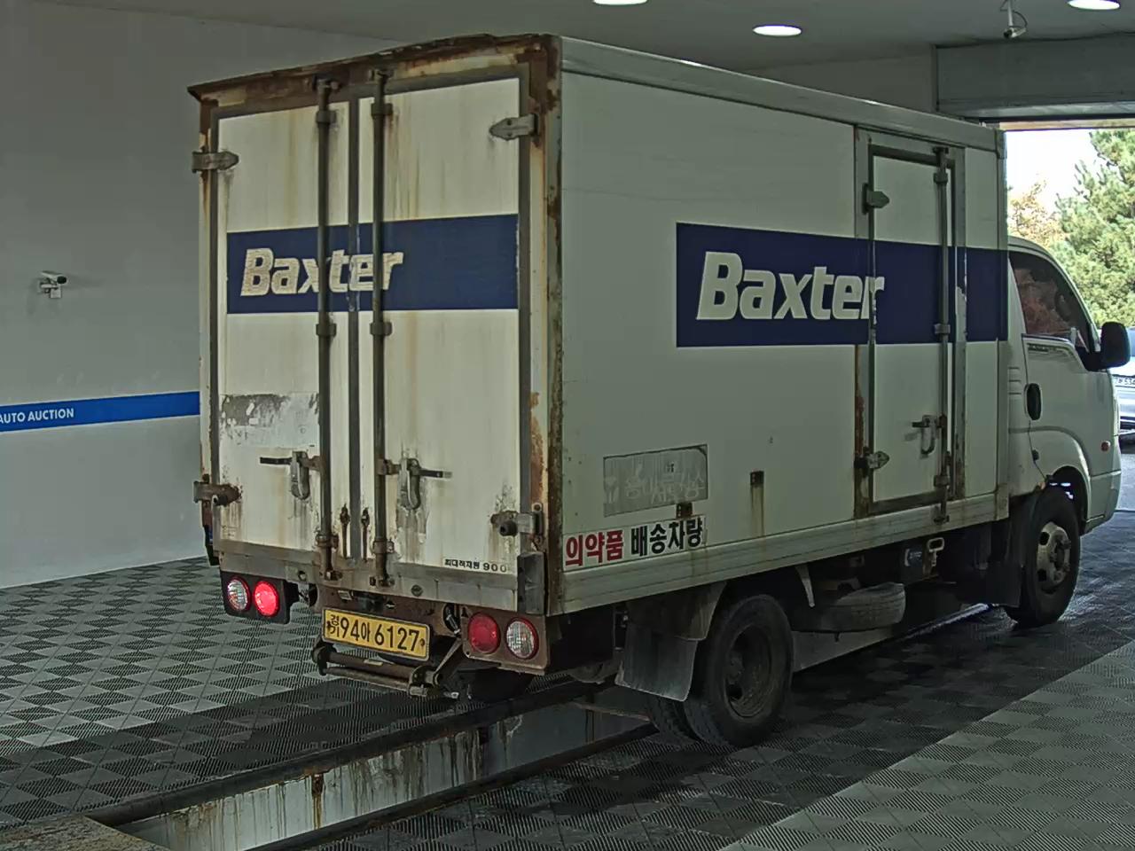 KIA BONGO III CARGO FREEZER BOX TRUCK 1.2 TON STANDARD CAB 2016 - zdjęcie 5