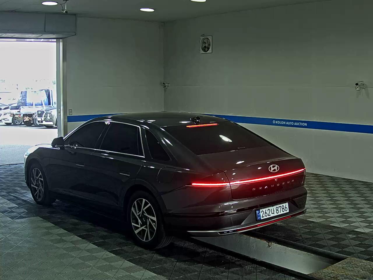 HYUNDAI THE ALL NEW GRANDEUR GASOLINE 2.5 EXCLUSIVE 2025 - zdjęcie 6