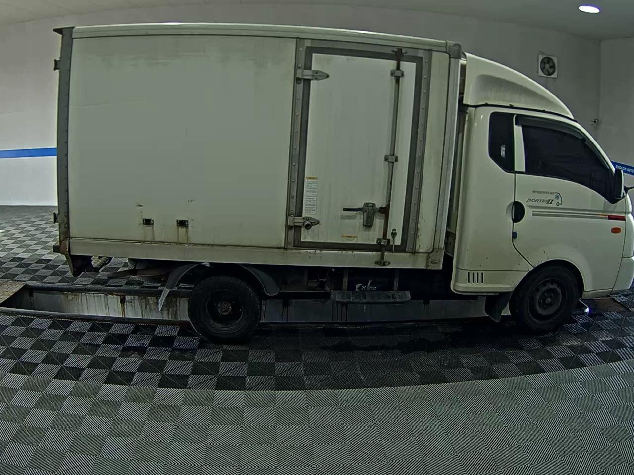 HYUNDAI PORTER II FREEZER BOX TRUCK SUPER CAB TWIN COMPRESSOR 2019 - zdjęcie 4