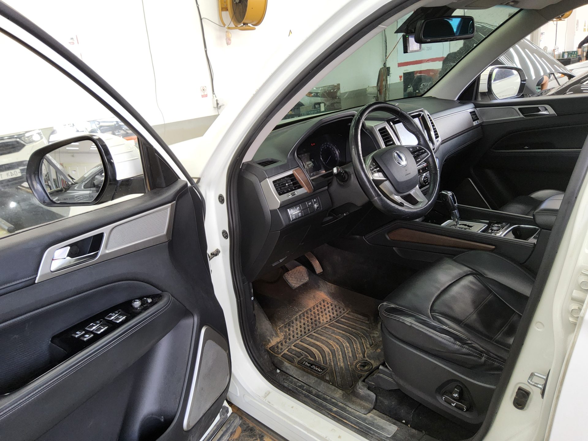 KG MOBILITY (SSANGYONG) G4 REXTON 2.2 4WD PRIME 2018 - zdjęcie 10