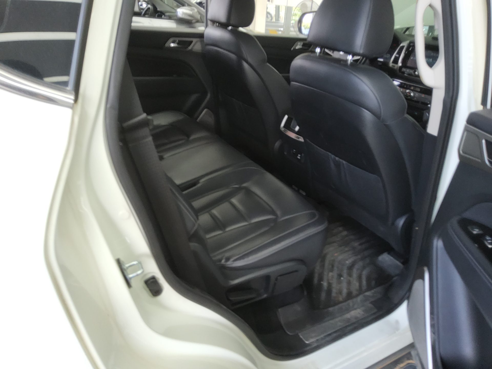 KG MOBILITY (SSANGYONG) G4 REXTON 2.2 4WD PRIME 2018 - zdjęcie 13