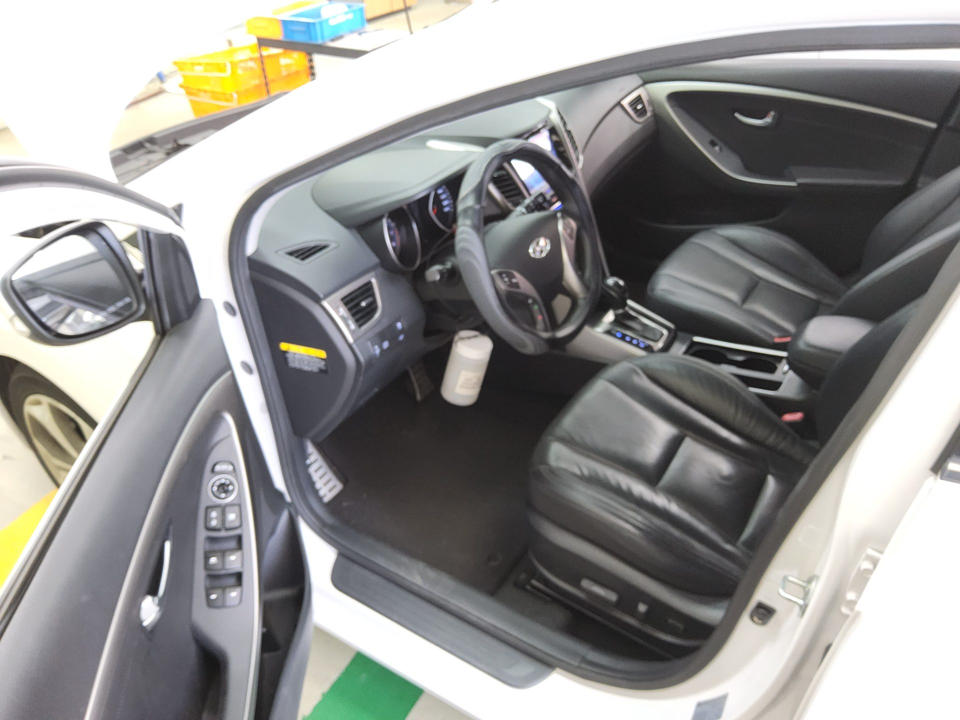 HYUNDAI NEW i30 1.6 GDi EXTREME 2012 - zdjęcie 10