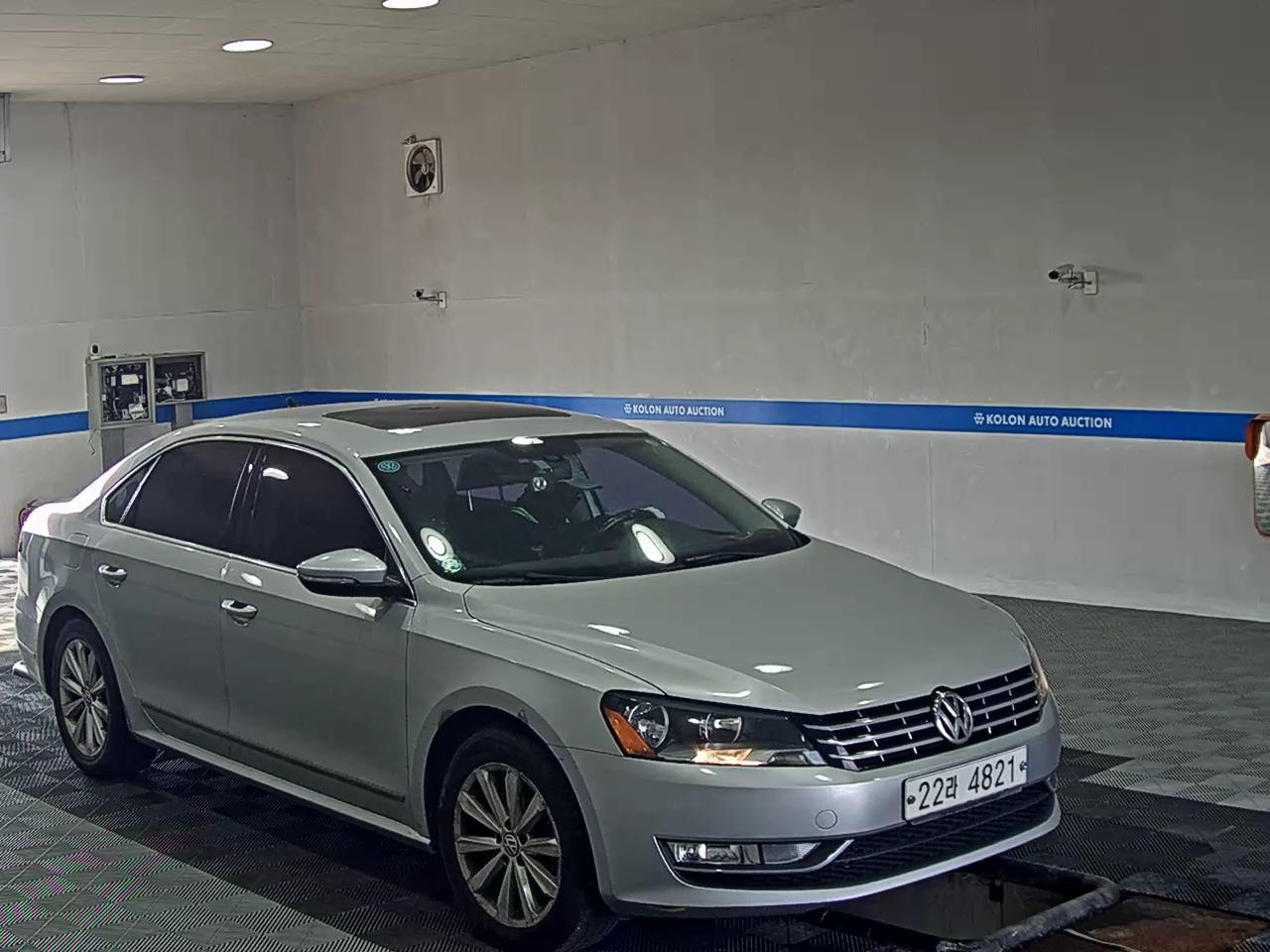 VOLKSWAGEN THE NEW PASSAT (7TH GEN) 1.8 TSI 2015 - zdjęcie 3