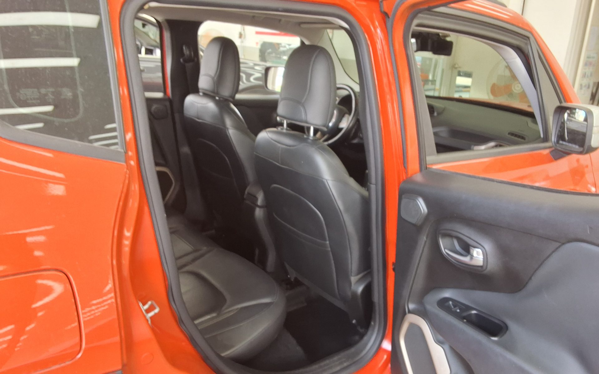 JEEP RENEGADE 2.0 DIESEL AWD LIMITED 2015 - zdjęcie 13