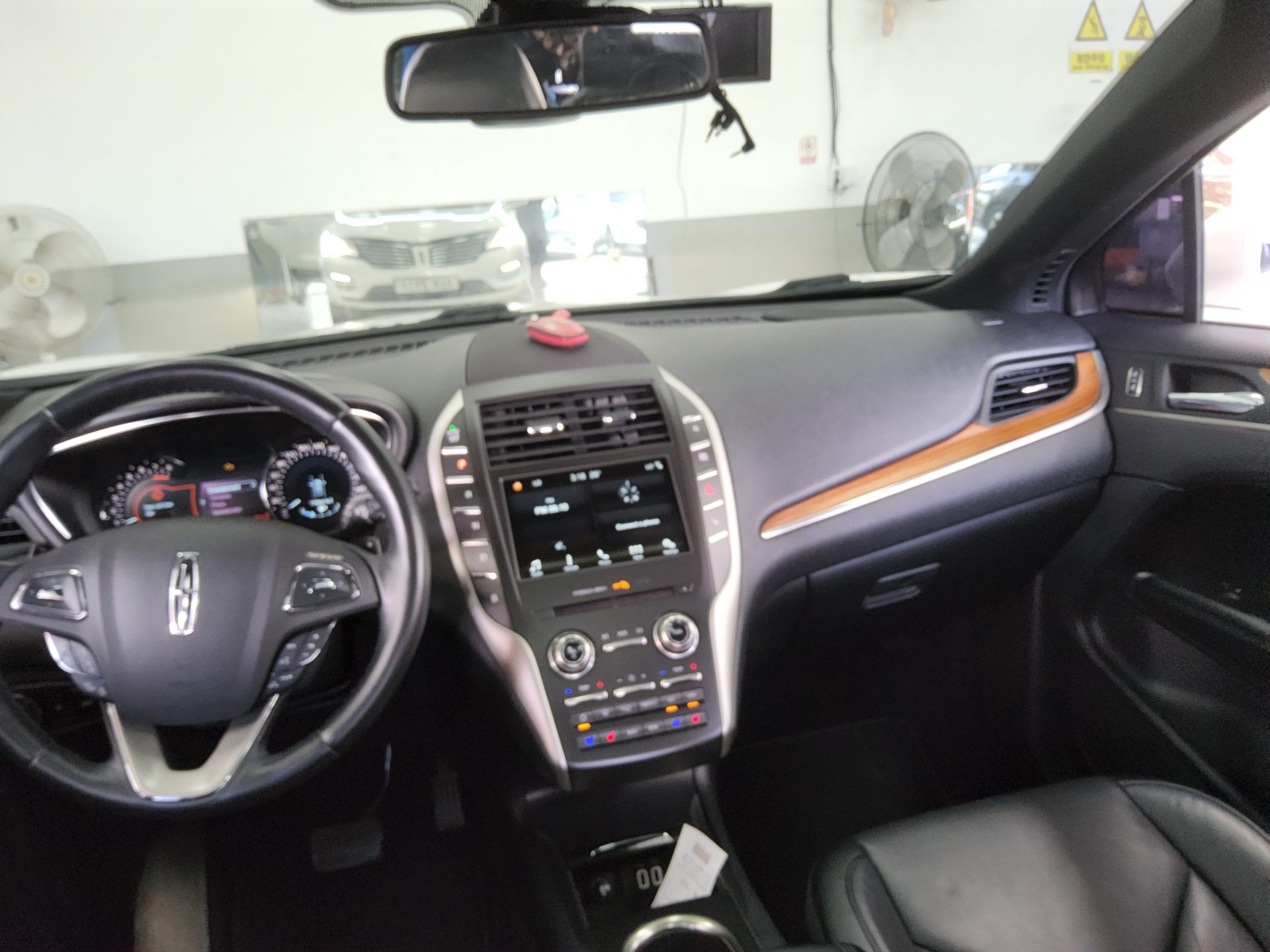 LINCOLN MKC 2.0L ECOBOOST RESERVE 2017 - zdjęcie 11