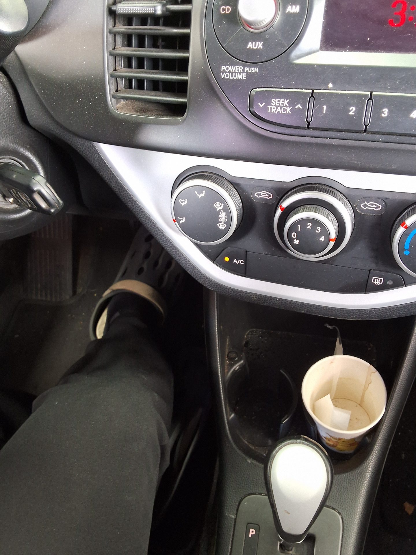 KIA ALL NEW MORNING GASOLINE DELUXE SPECIAL 2012 - zdjęcie 17