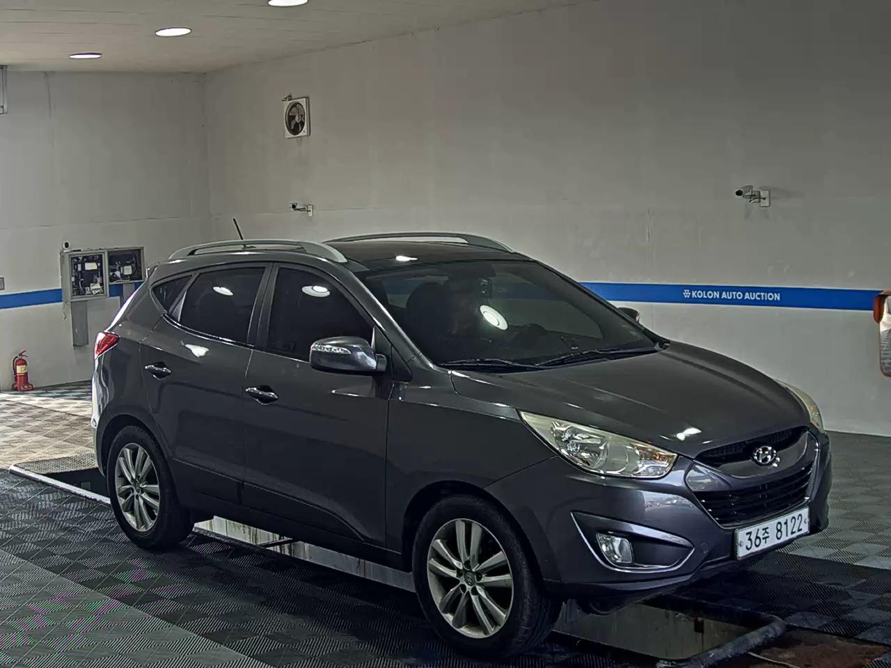 HYUNDAI TUCSON ix DIESEL R20 2WD LX20 LUXURY 2010 - zdjęcie 3