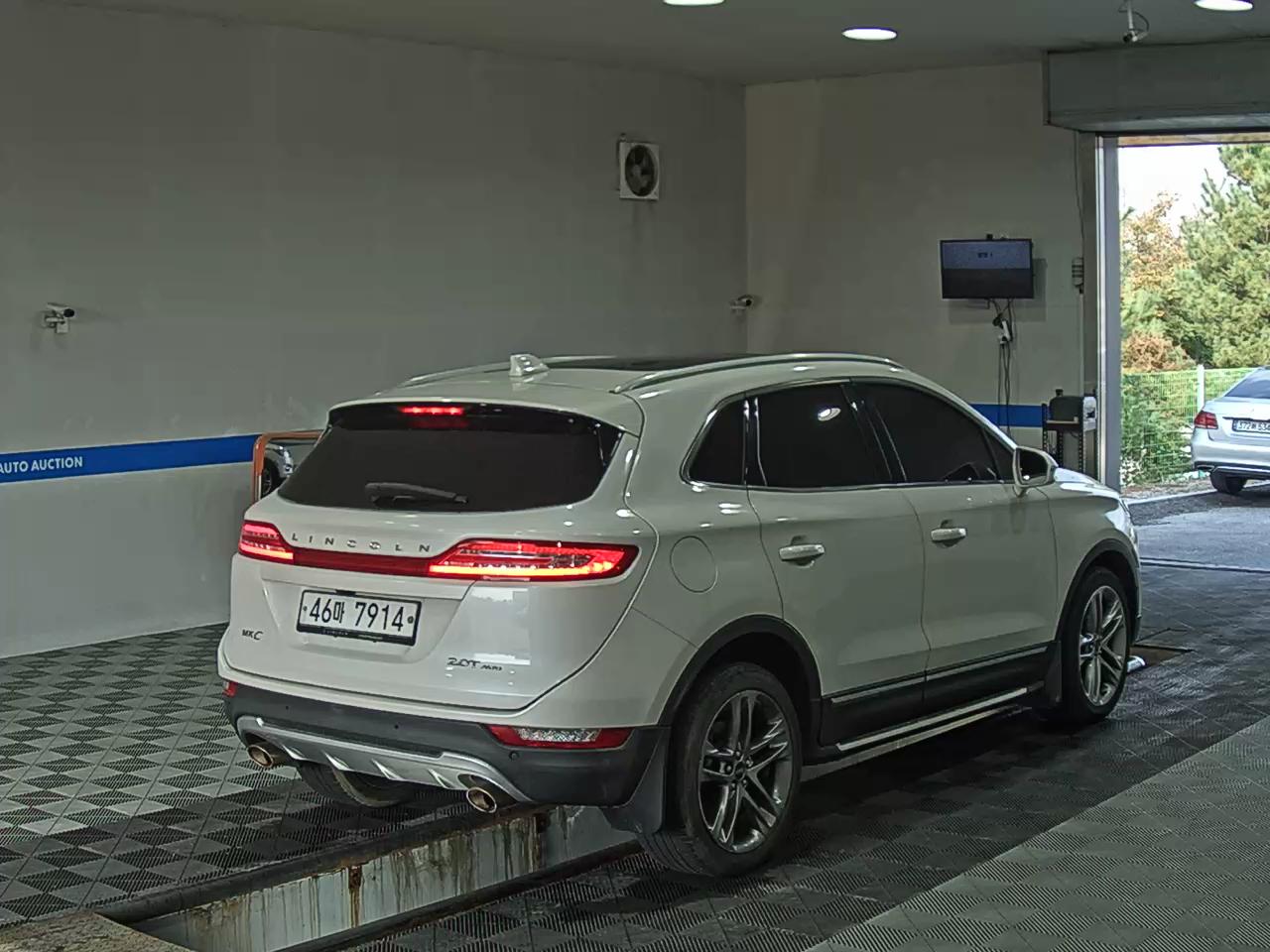 LINCOLN MKC 2.0L ECOBOOST RESERVE 2017 - zdjęcie 5
