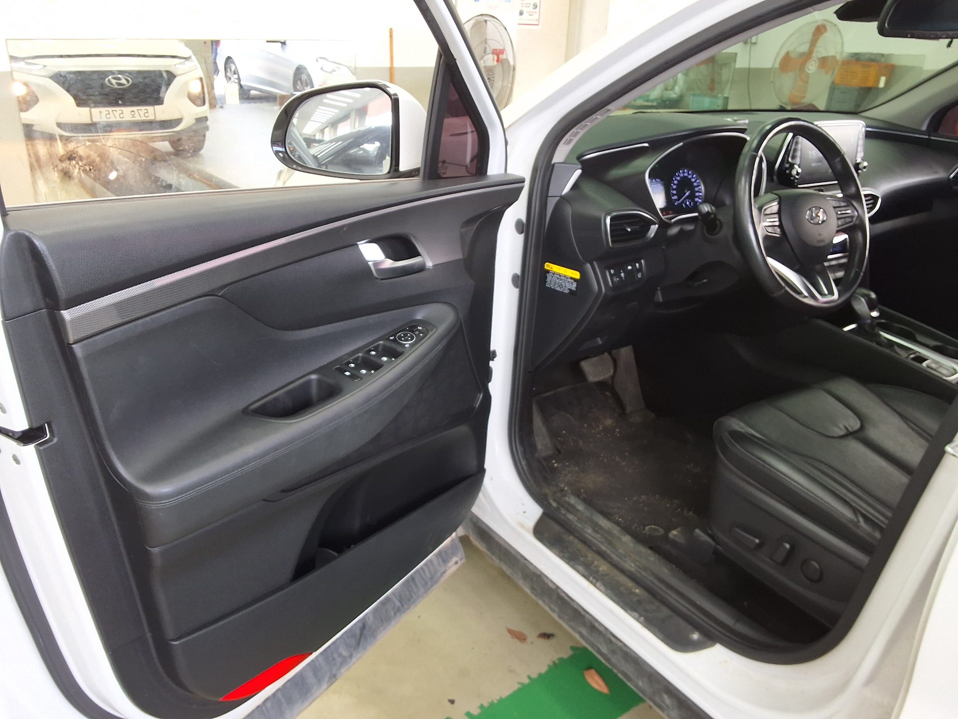 HYUNDAI SANTA FE (TM) R2.2 2WD EXCLUSIVE 2019 - zdjęcie 10